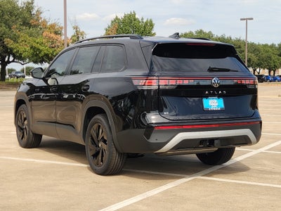 2027 Volkswagen Atlas SE w/Technology