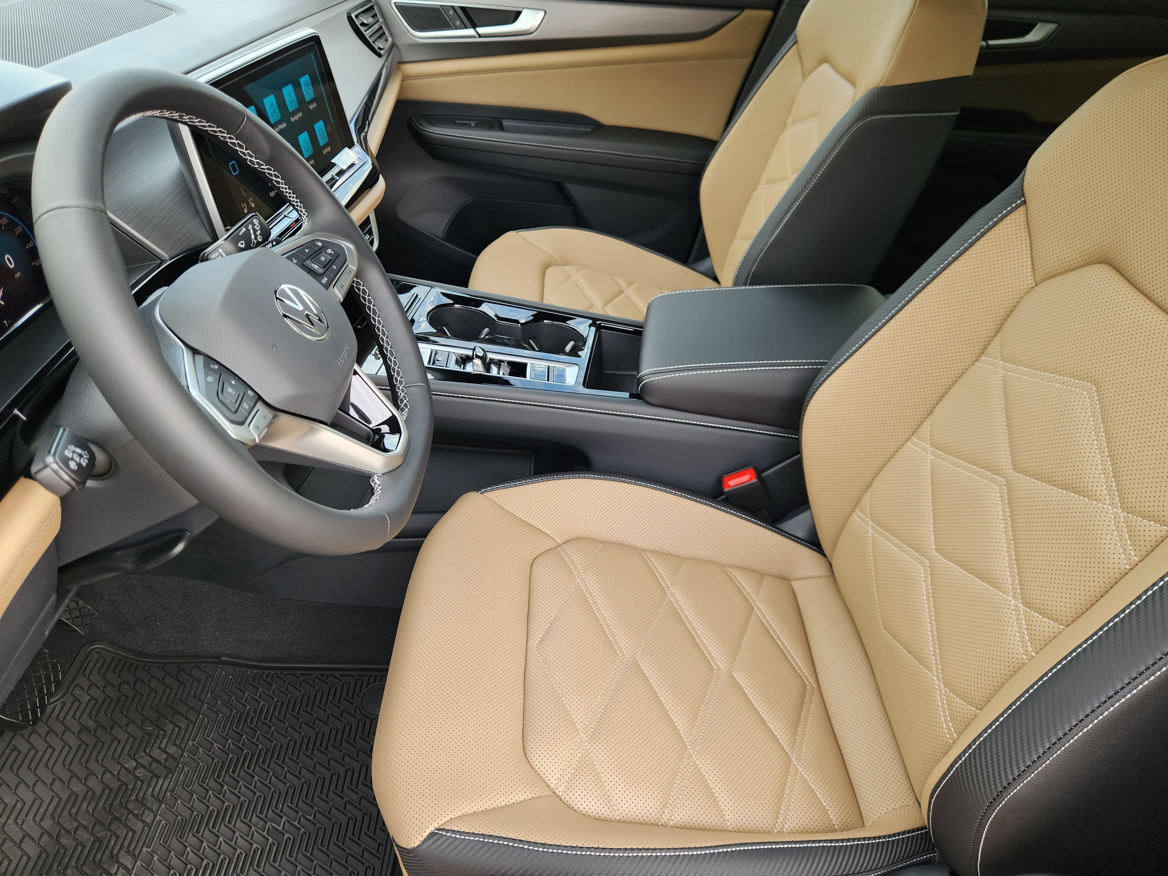 2026 Volkswagen Atlas Cross Sport 2.0T SE w/Technology
