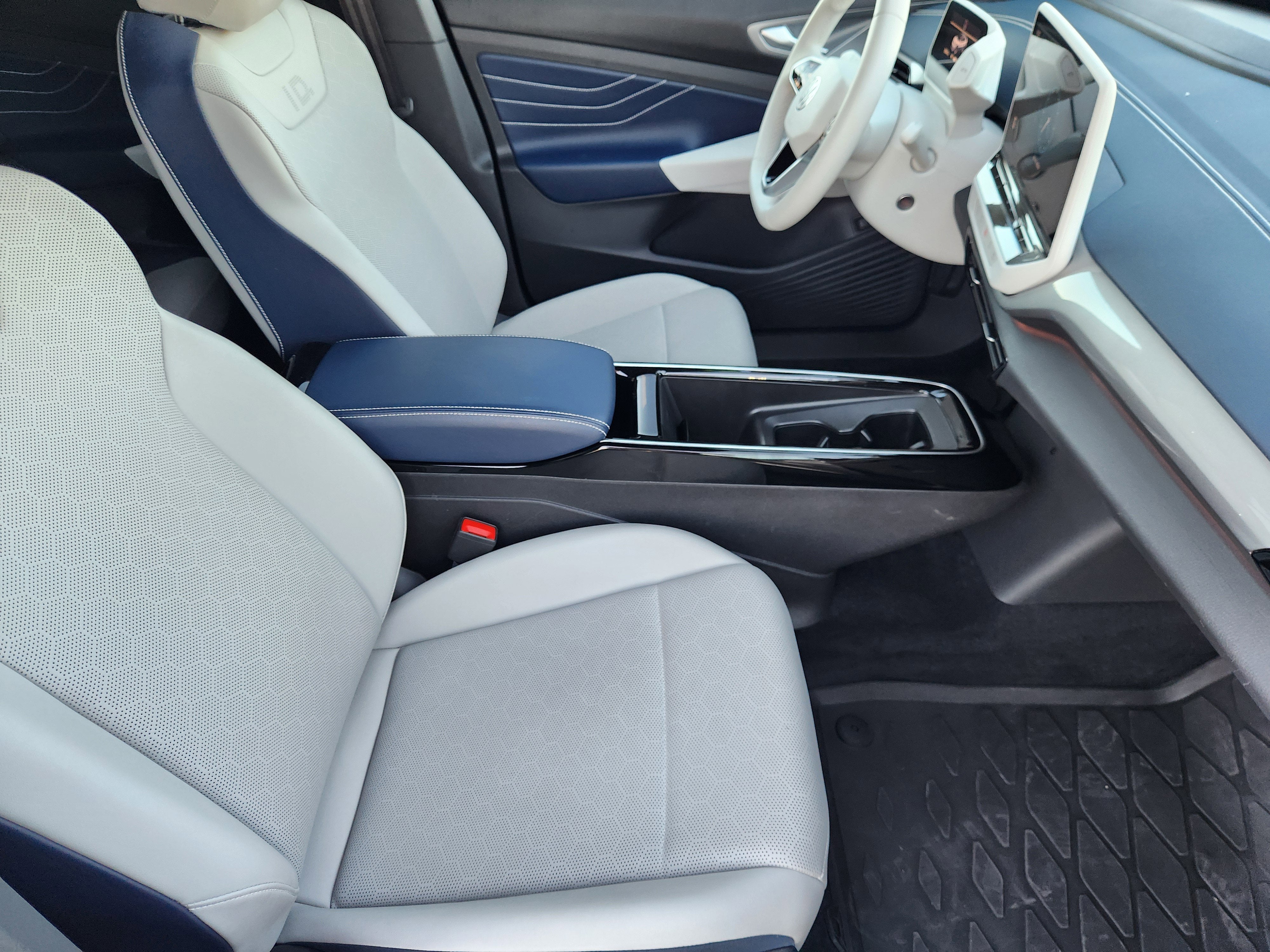 2023 Volkswagen ID.4 Pro S Plus