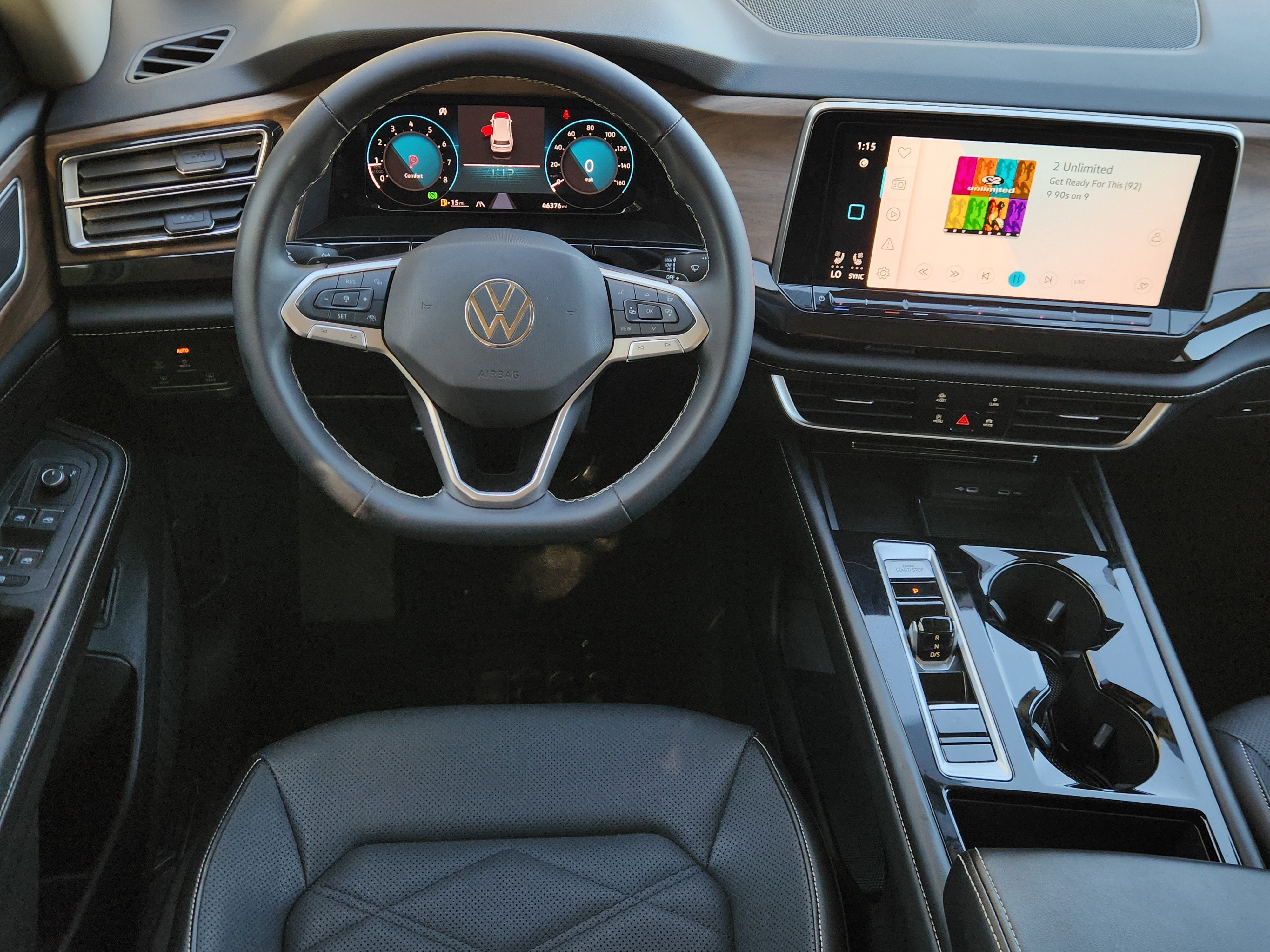 2024 Volkswagen Atlas 2.0T SE w/Technology