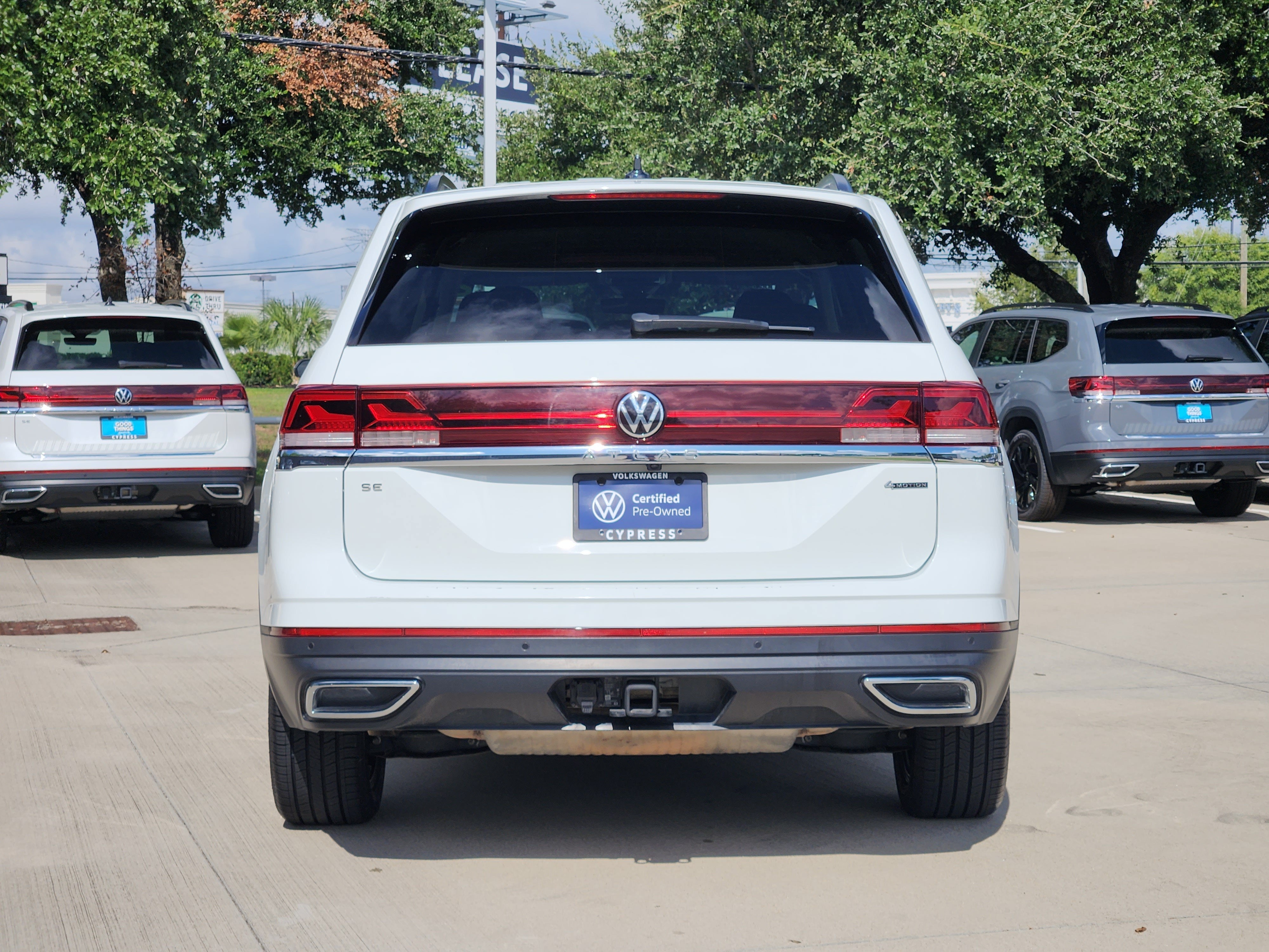 2025 Volkswagen Atlas 2.0T SE w/Technology