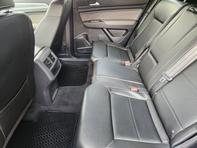 2023 Volkswagen Atlas Cross Sport 2.0T SE w/Technology