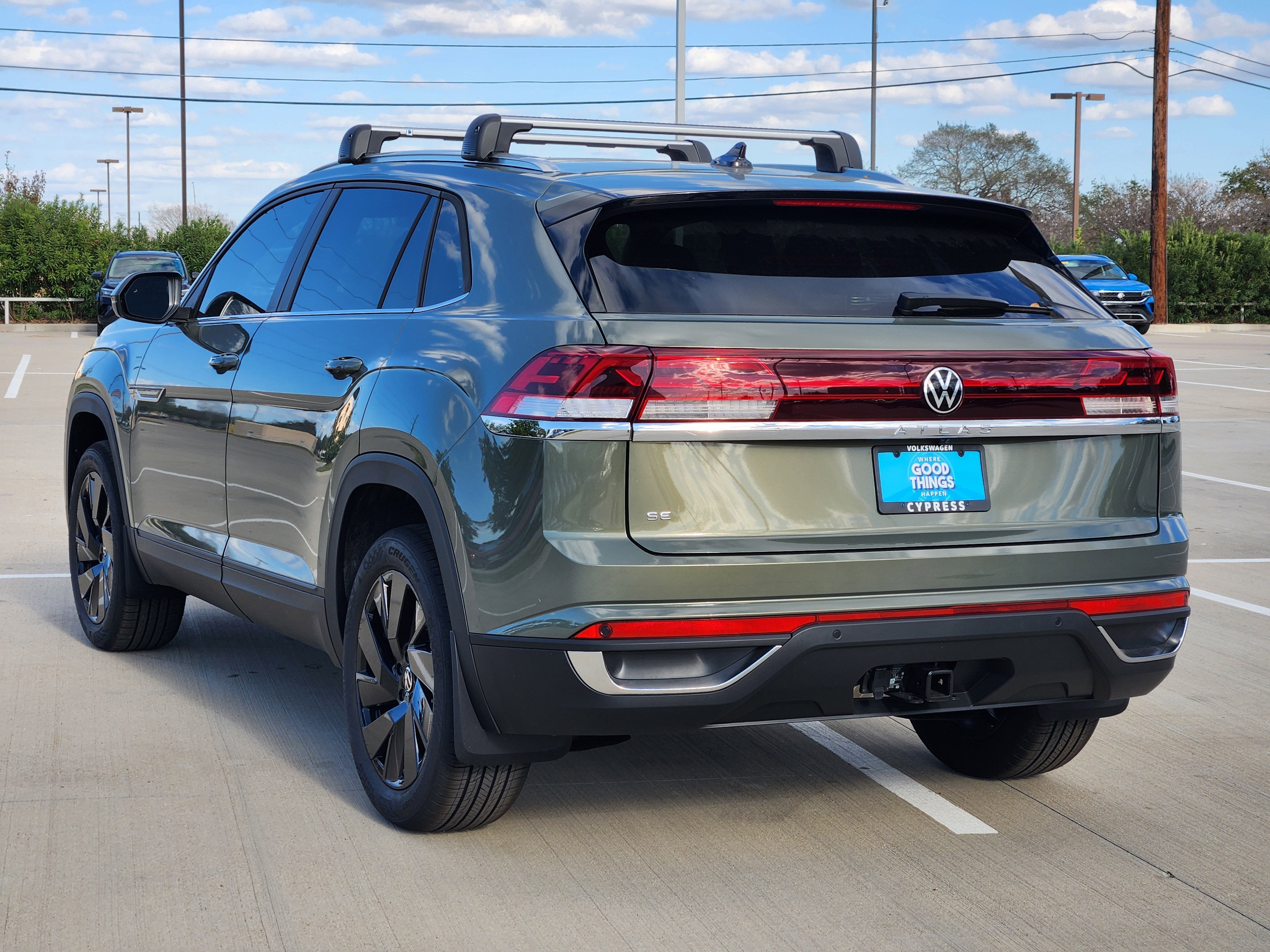 2026 Volkswagen Atlas Cross Sport 2.0T SE w/Technology