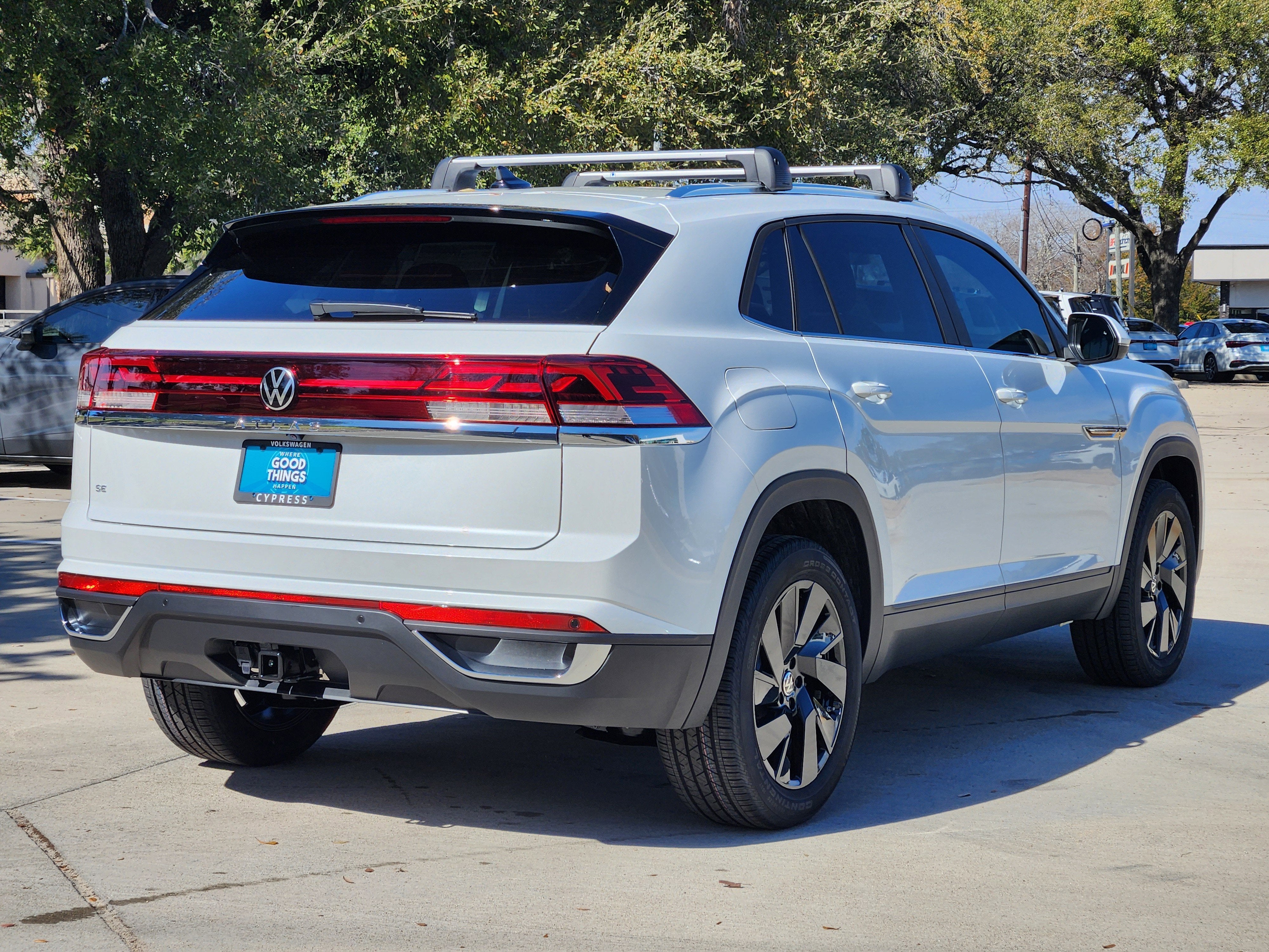 2026 Volkswagen Atlas Cross Sport 2.0T SE w/Technology