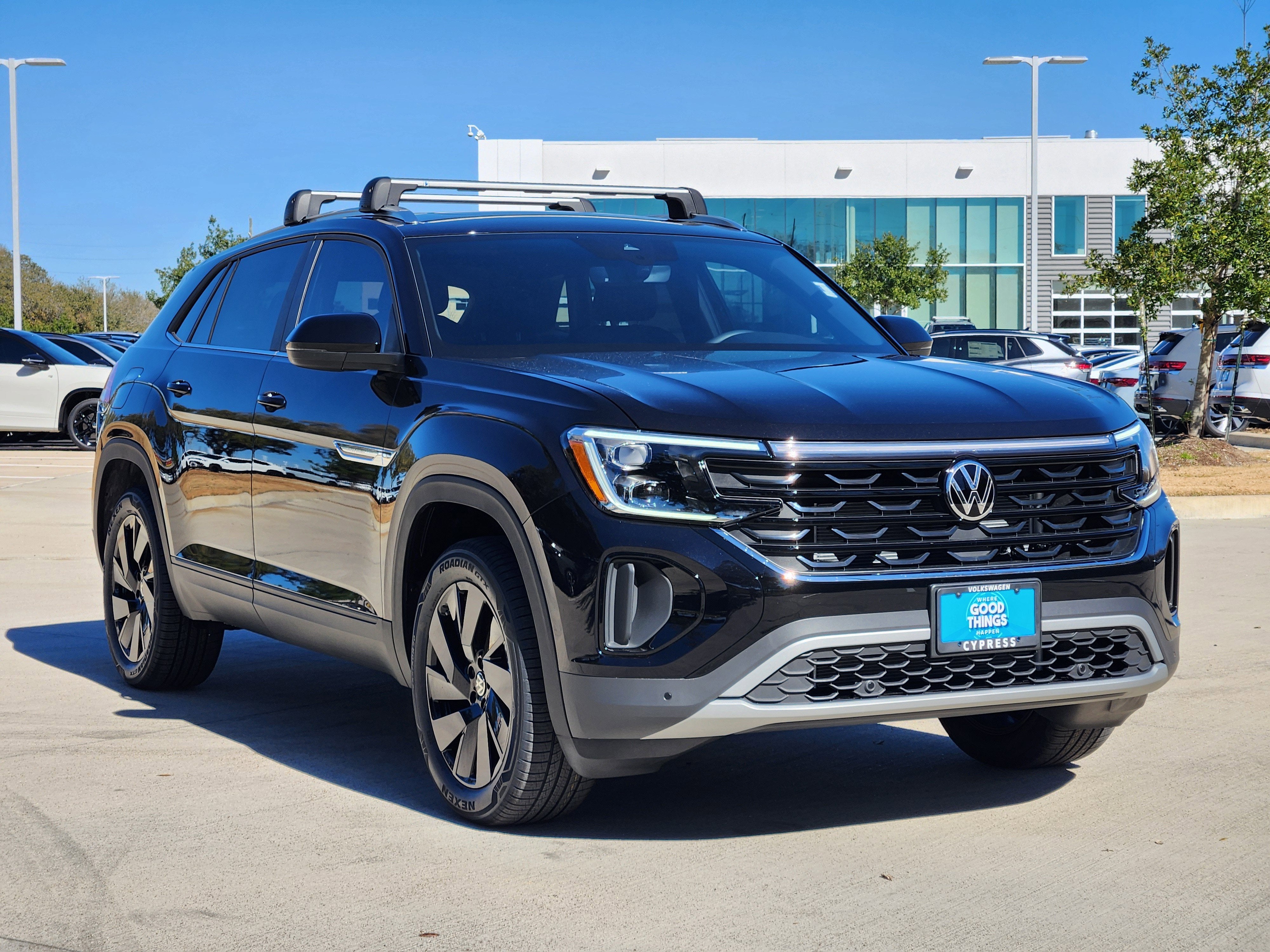 2026 Volkswagen Atlas Cross Sport 2.0T SE w/Technology