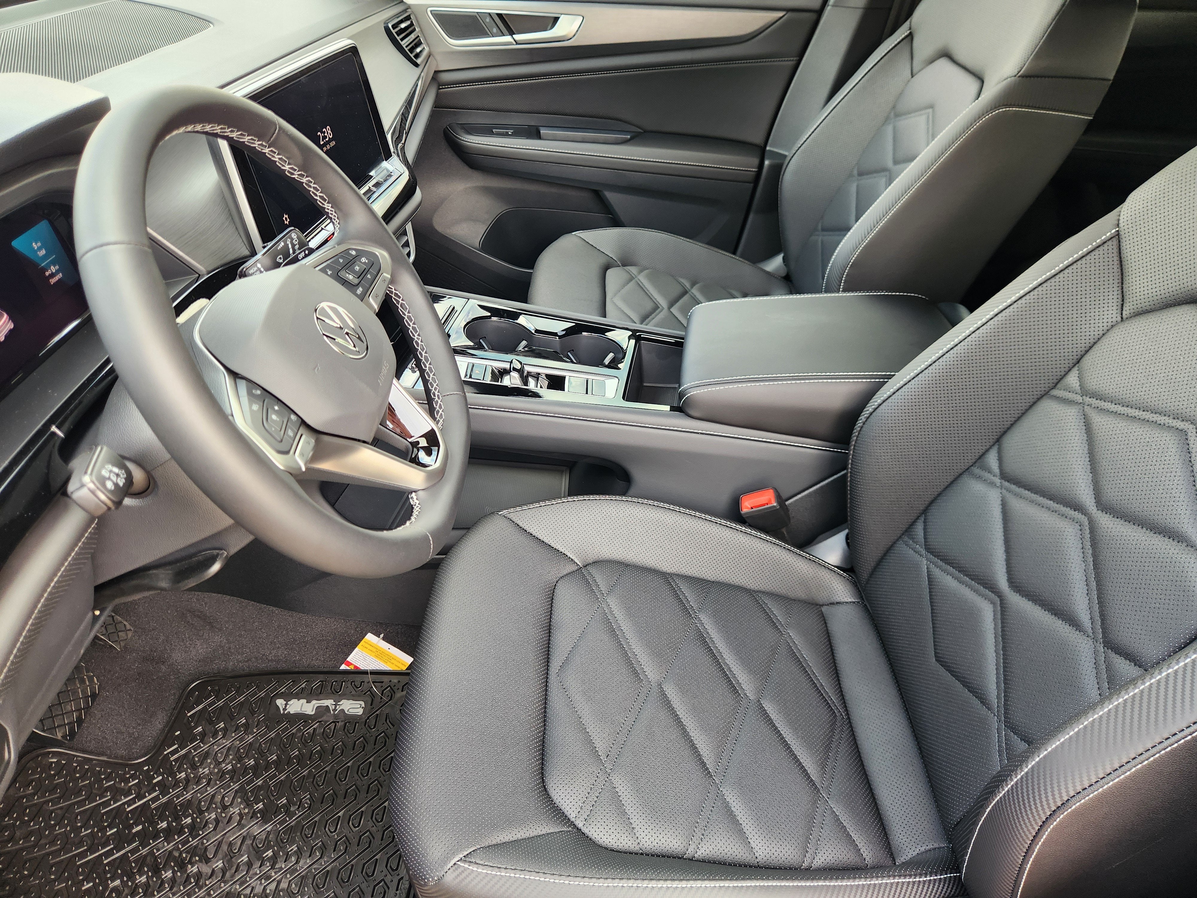 2026 Volkswagen Atlas Cross Sport 2.0T SE w/Technology