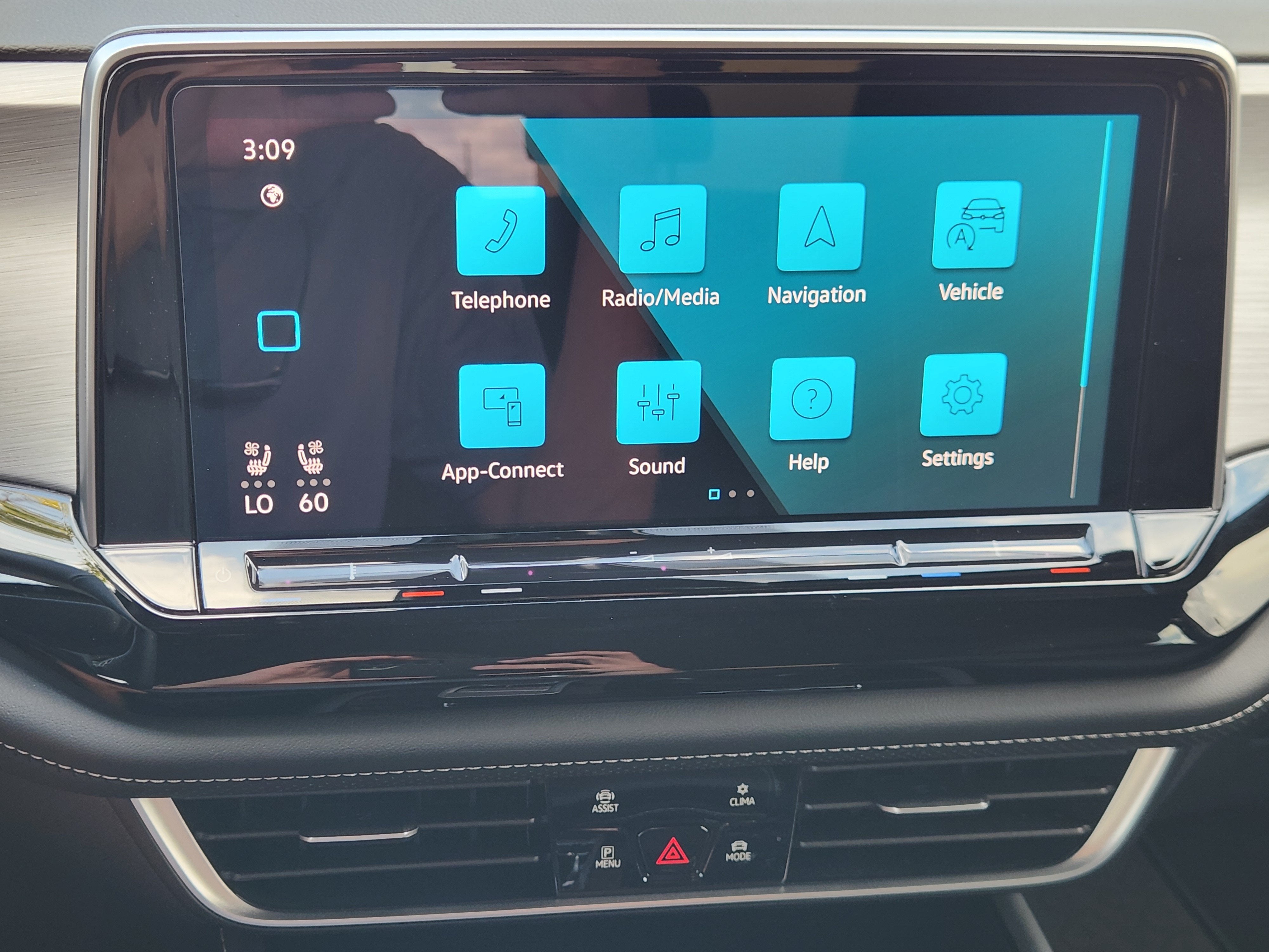 2026 Volkswagen Atlas Cross Sport 2.0T SE w/Technology