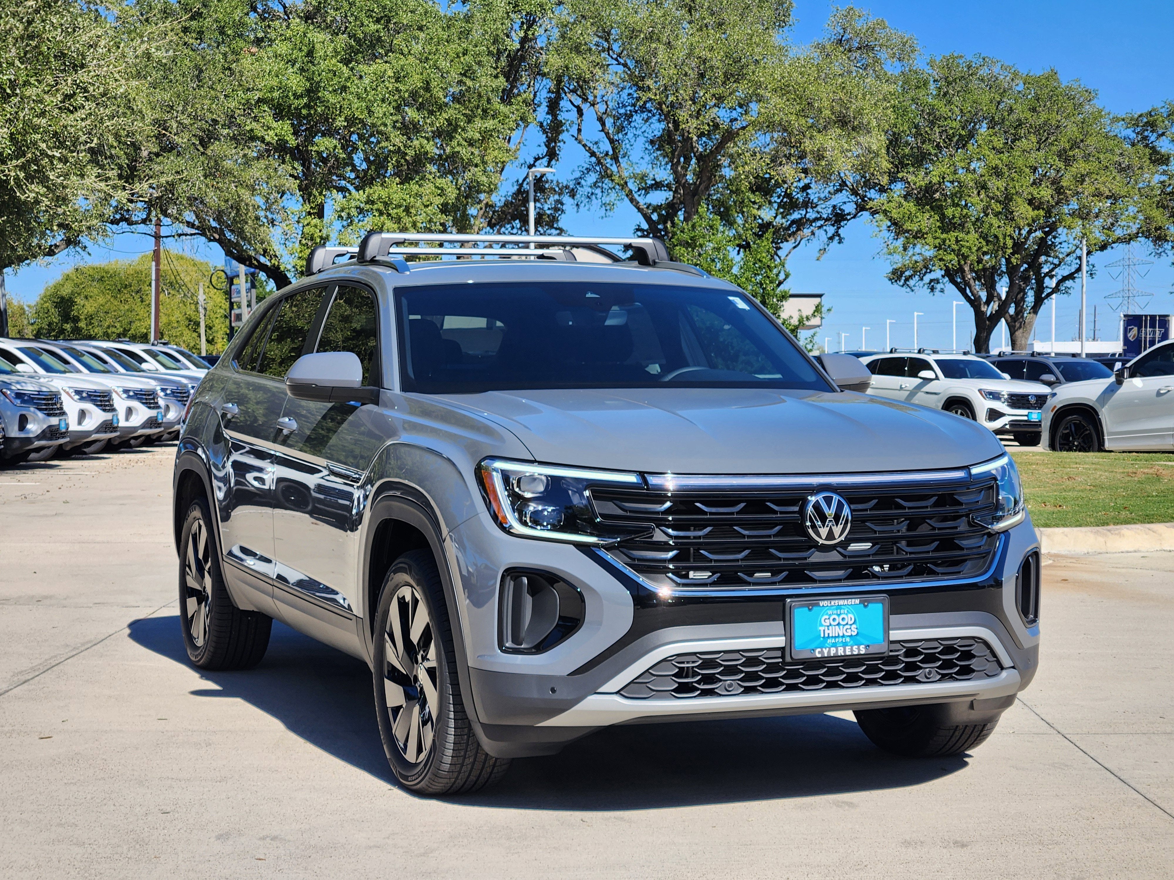 2026 Volkswagen Atlas Cross Sport 2.0T SE w/Technology