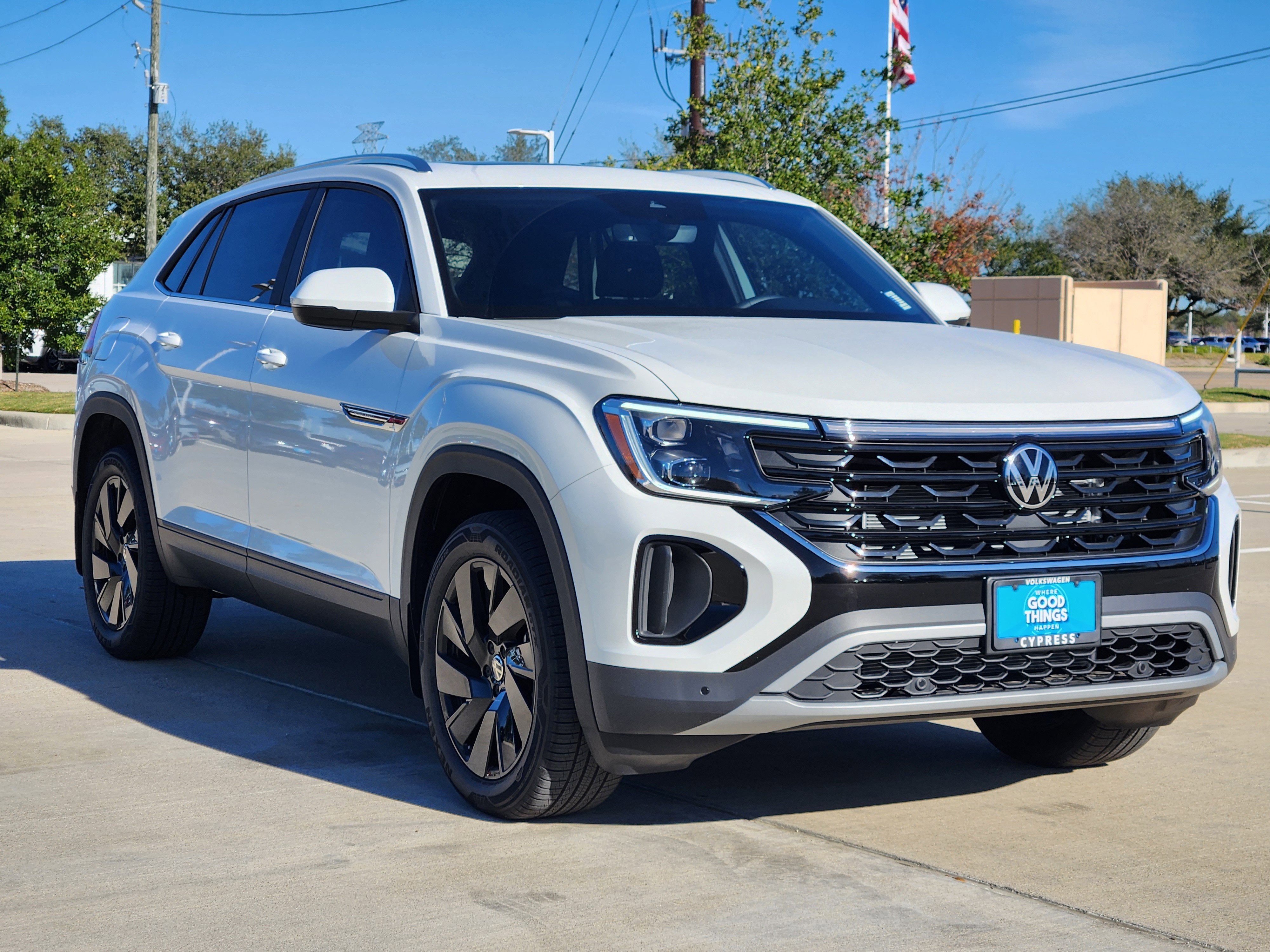 2026 Volkswagen Atlas Cross Sport 2.0T SE w/Technology