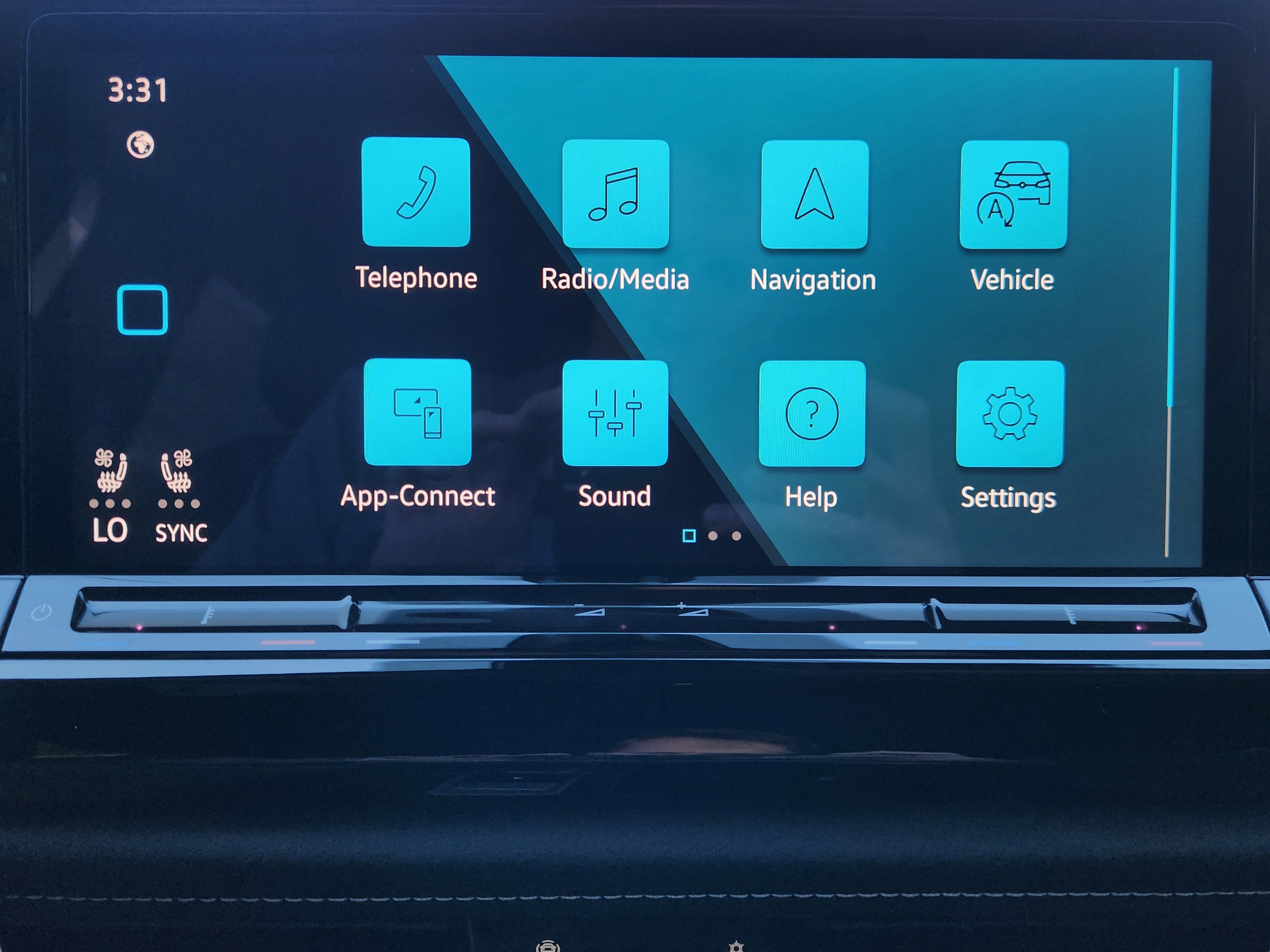 2026 Volkswagen Atlas Cross Sport 2.0T SE w/Technology