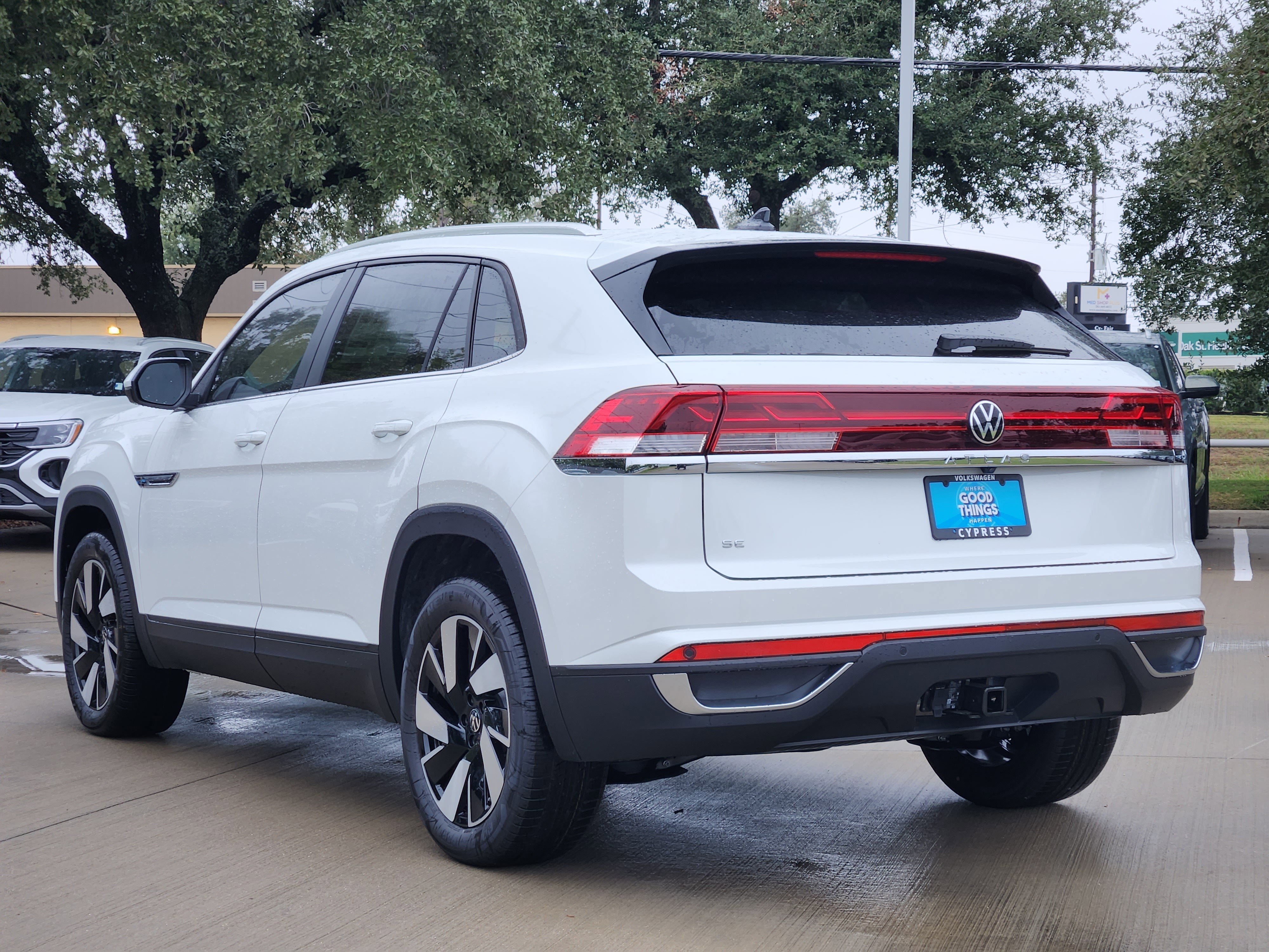 2026 Volkswagen Atlas Cross Sport 2.0T SE w/Technology