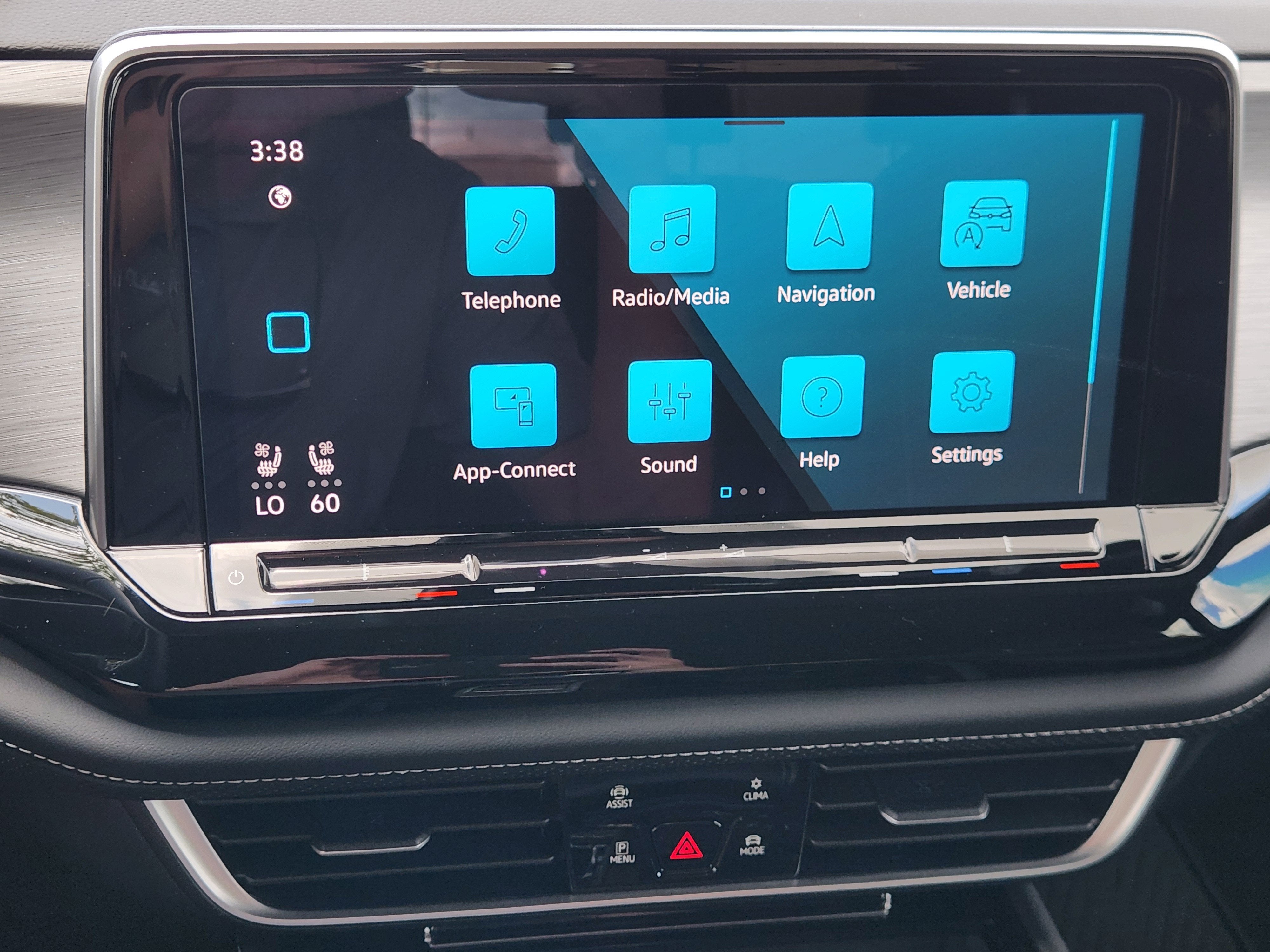 2026 Volkswagen Atlas Cross Sport 2.0T SE w/Technology