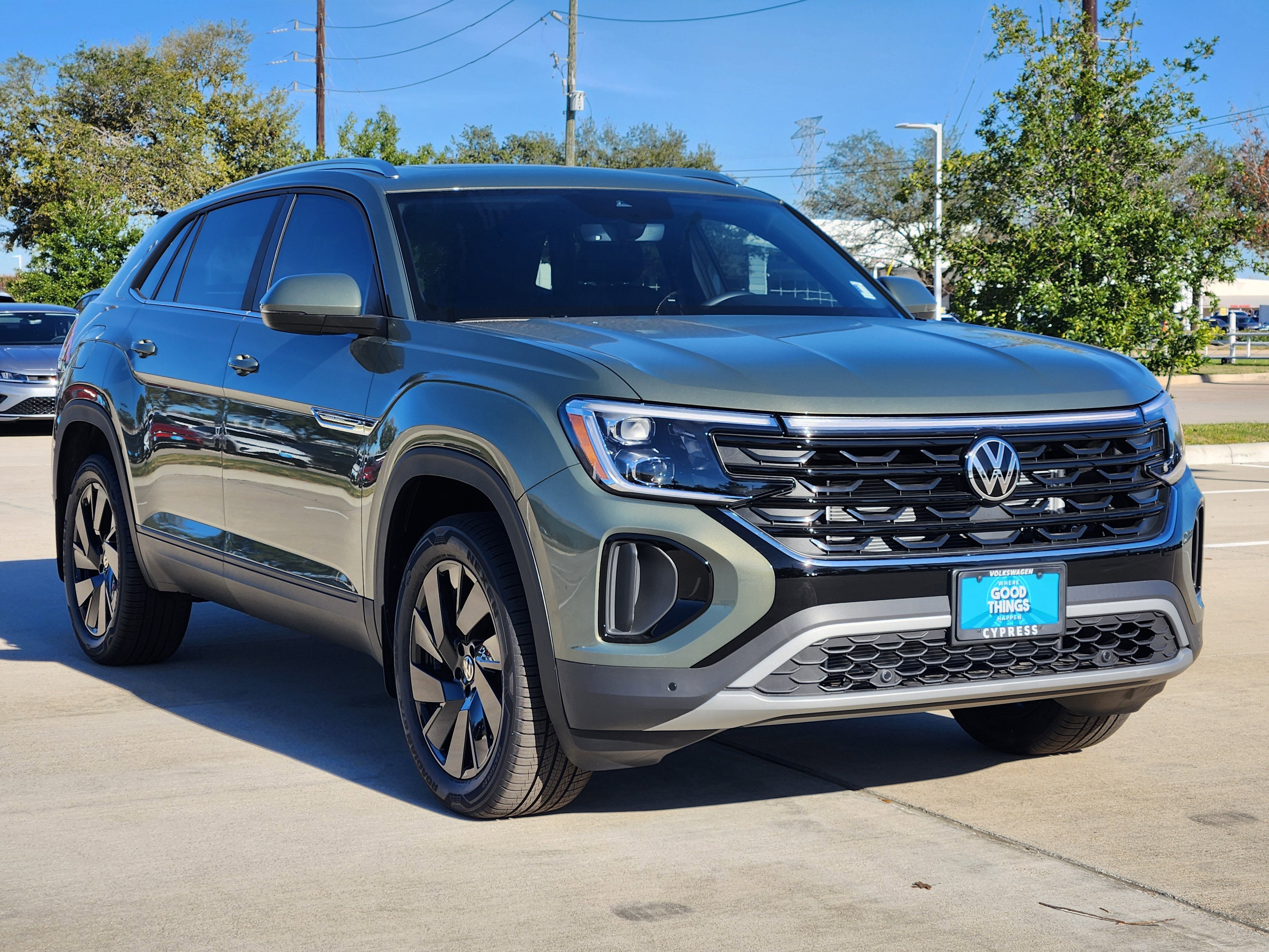 2026 Volkswagen Atlas Cross Sport 2.0T SE w/Technology