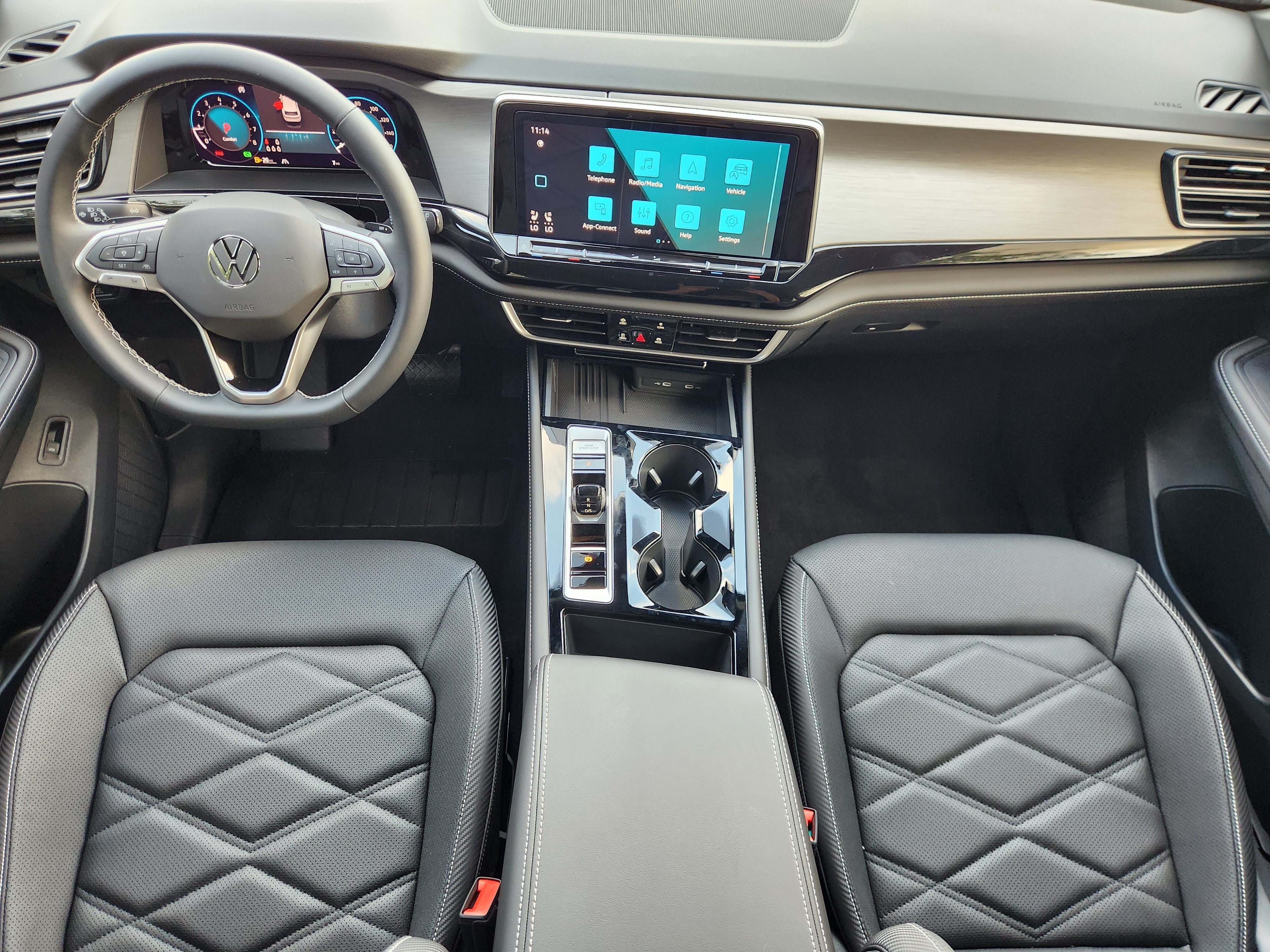 2026 Volkswagen Atlas Cross Sport 2.0T SE w/Technology