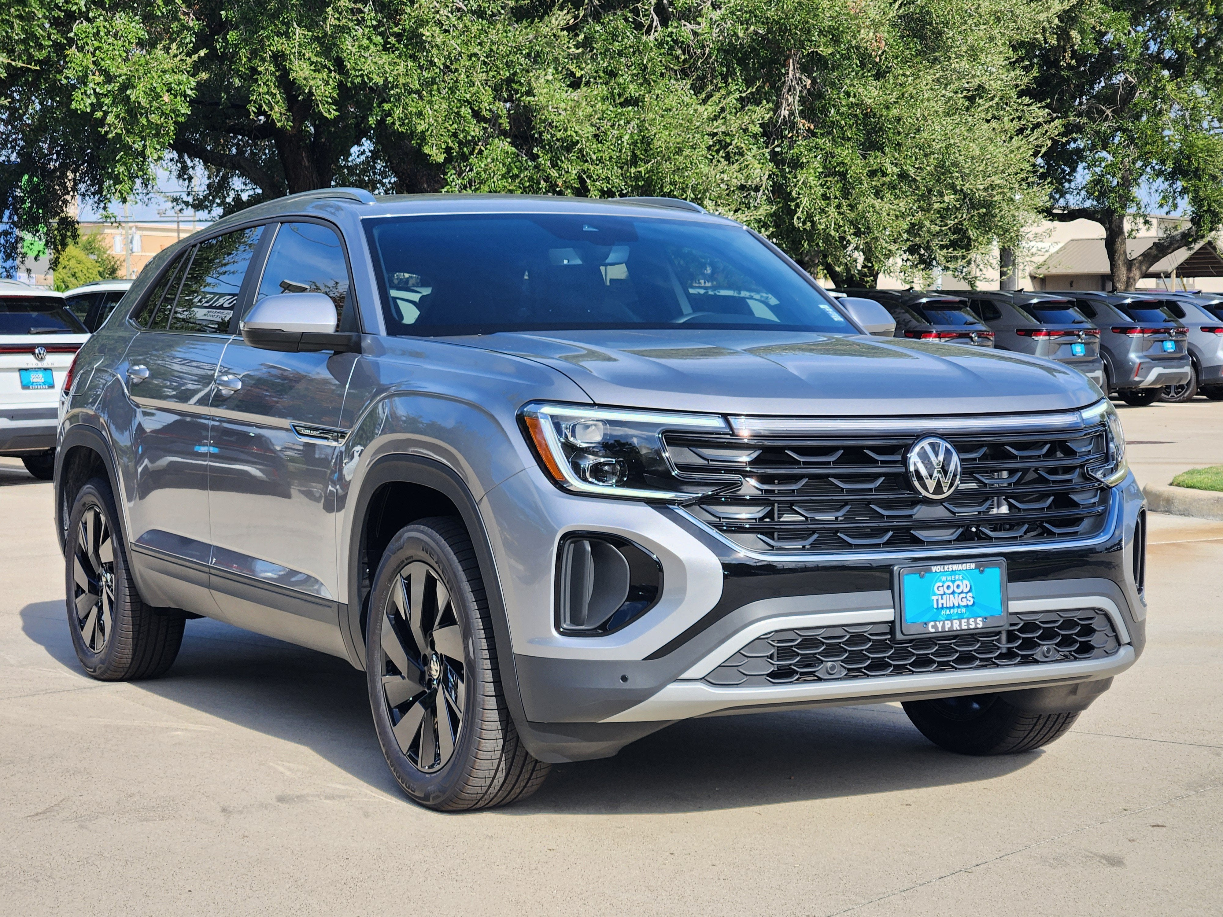 2026 Volkswagen Atlas Cross Sport 2.0T SE w/Technology