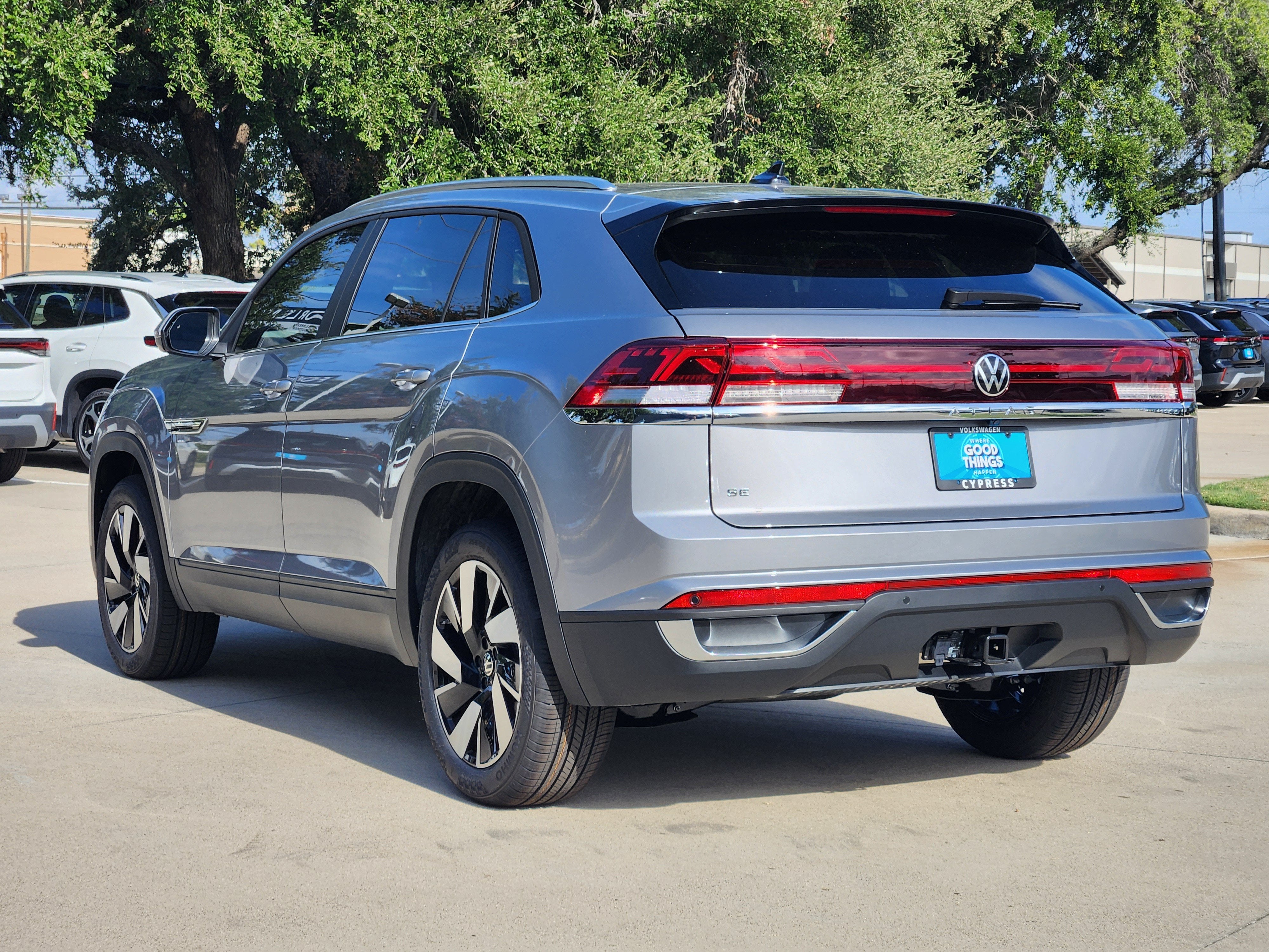 2026 Volkswagen Atlas Cross Sport 2.0T SE w/Technology
