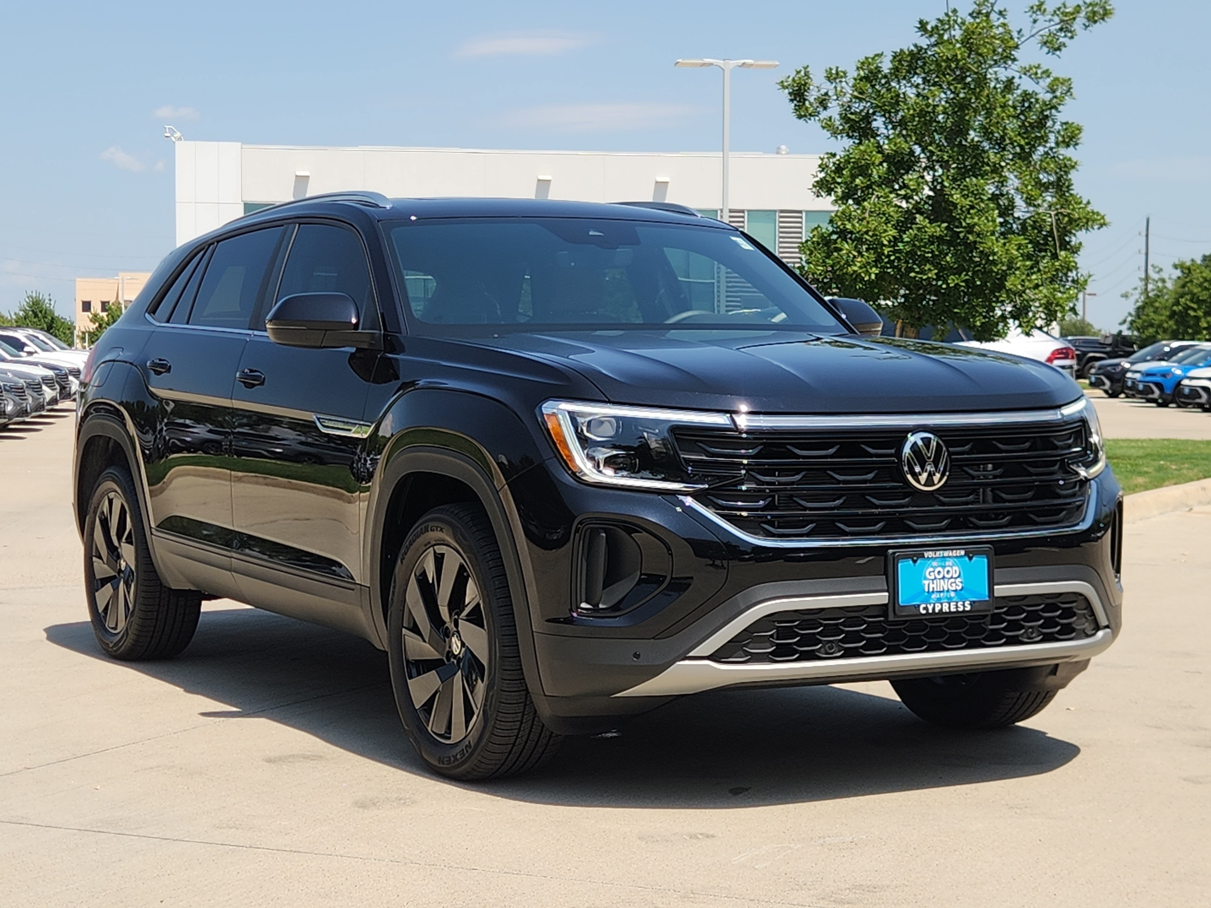2026 Volkswagen Atlas Cross Sport 2.0T SE w/Technology