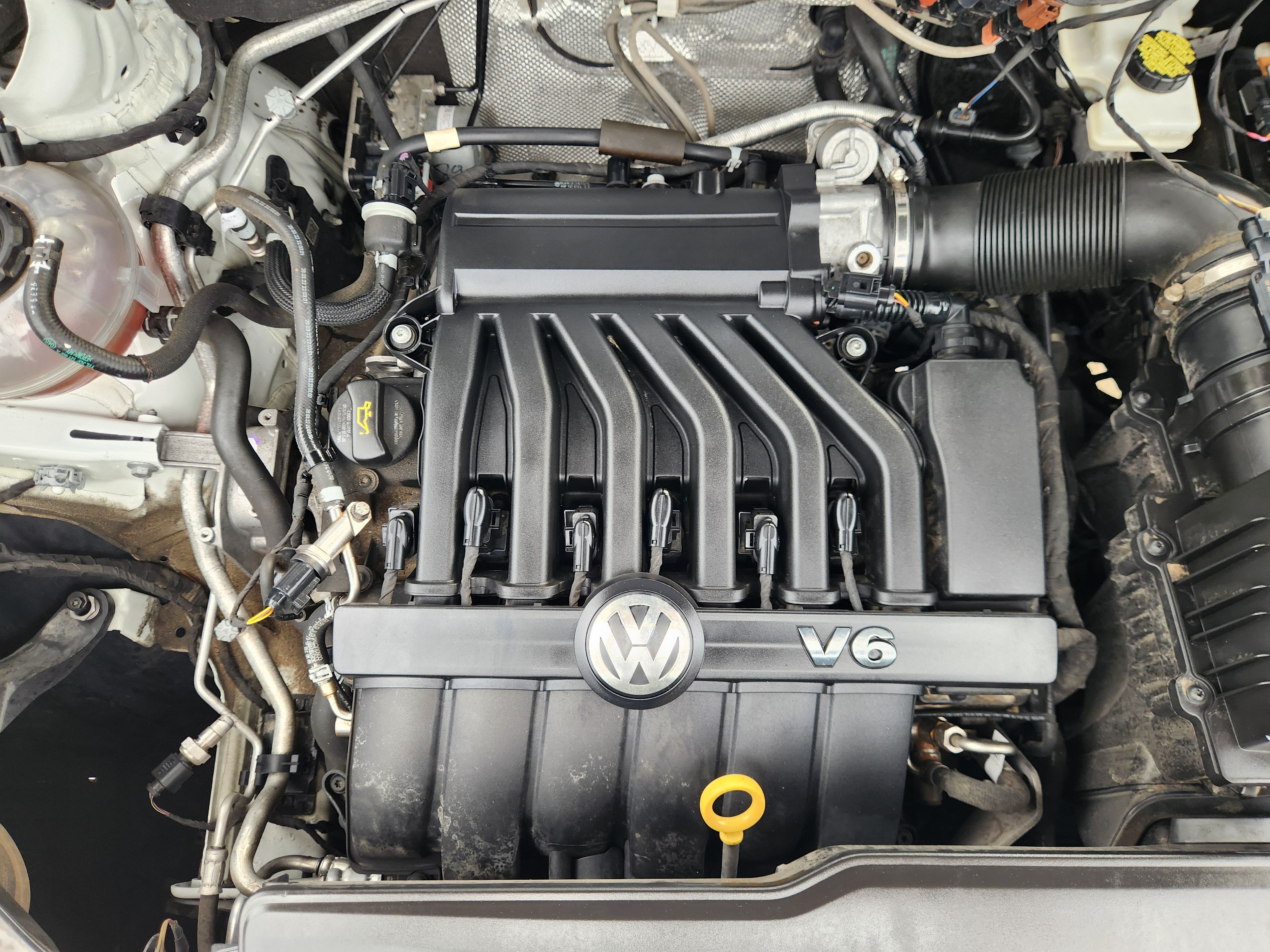 2022 Volkswagen Atlas Cross Sport 3.6L V6 SE w/Technology