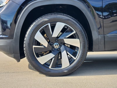 2024 Volkswagen Atlas Cross Sport 2.0T SE w/Technology