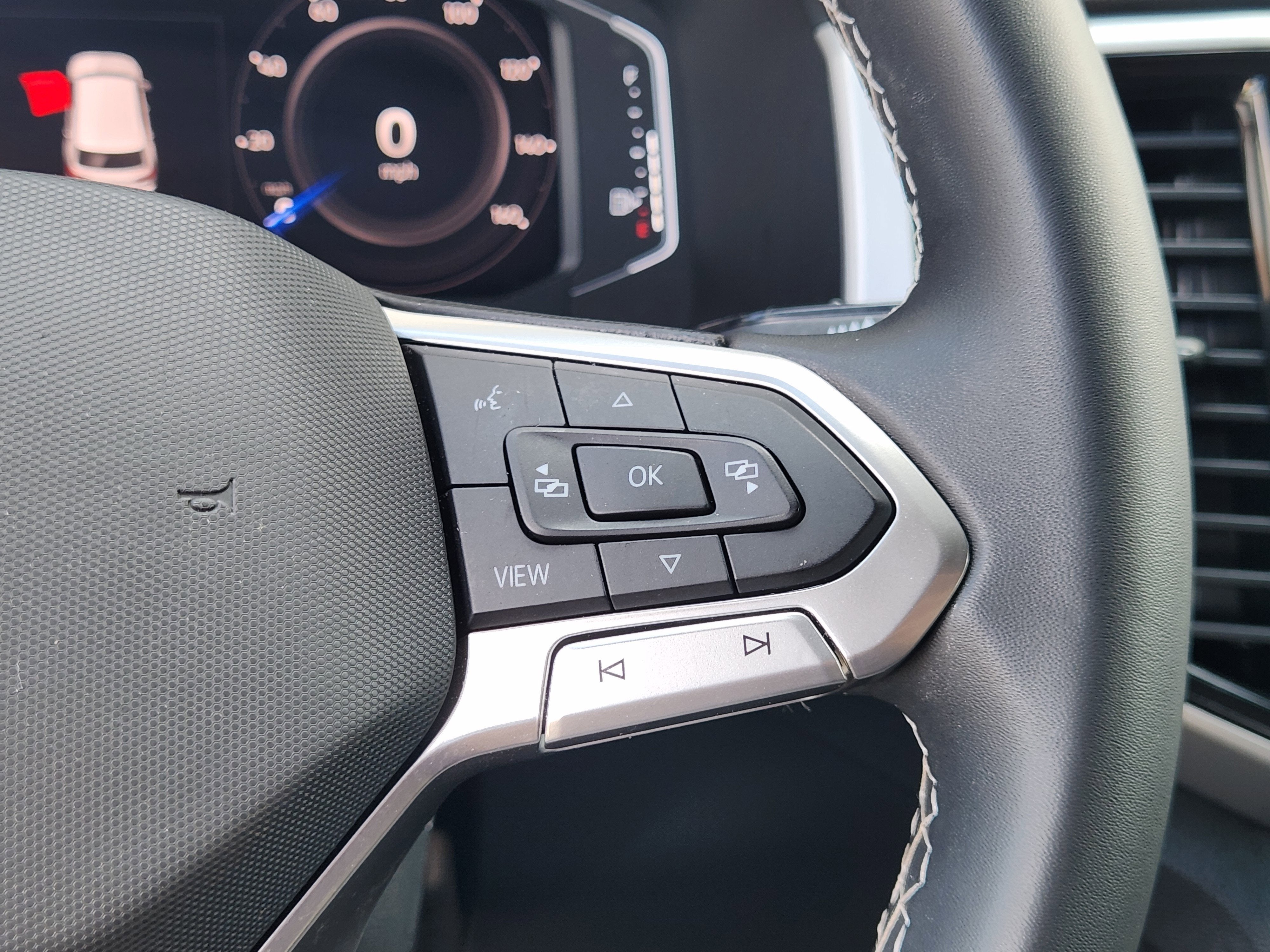 2022 Volkswagen Atlas Cross Sport 3.6L V6 SE w/Technology