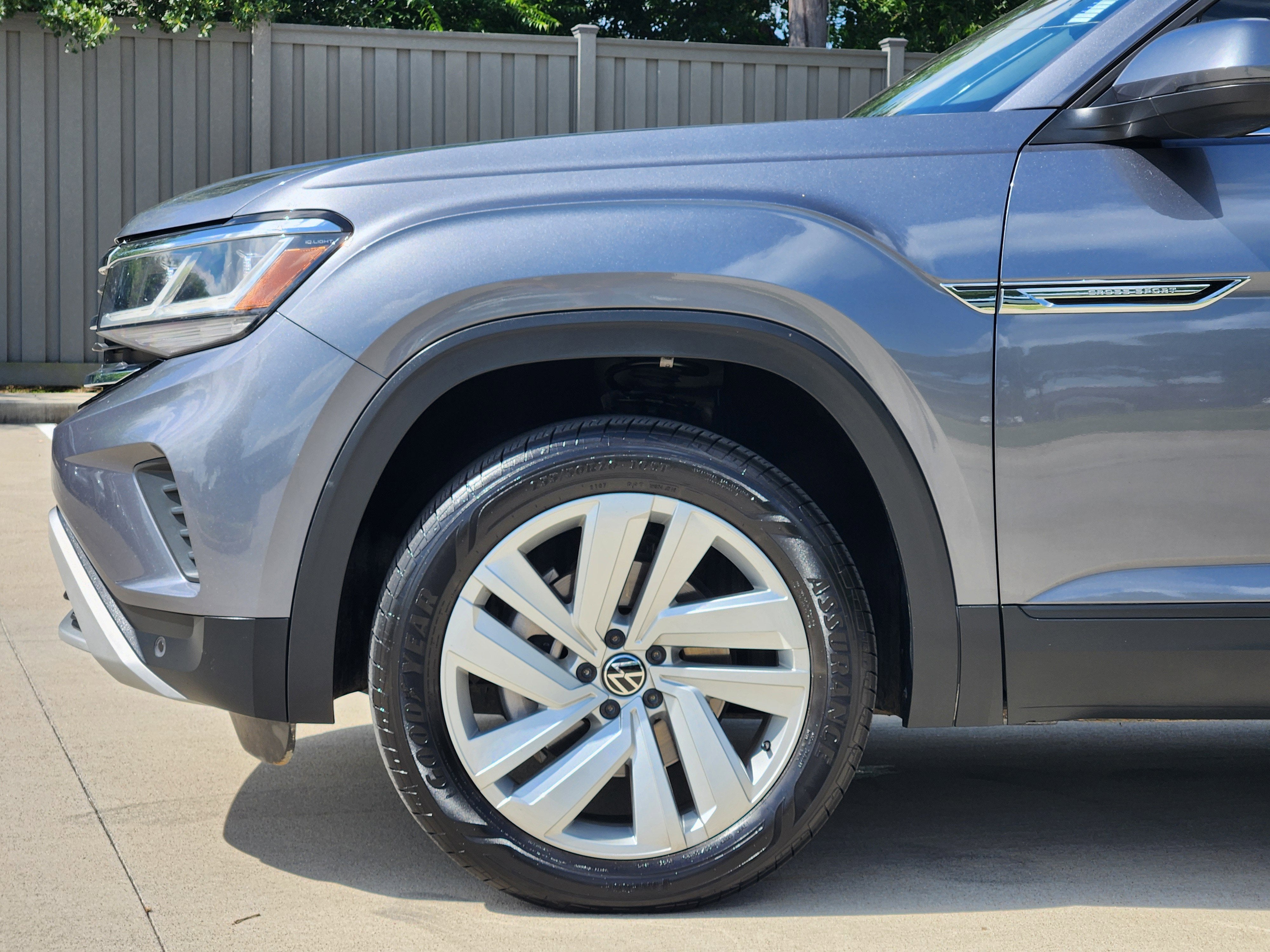 2022 Volkswagen Atlas Cross Sport 3.6L V6 SE w/Technology