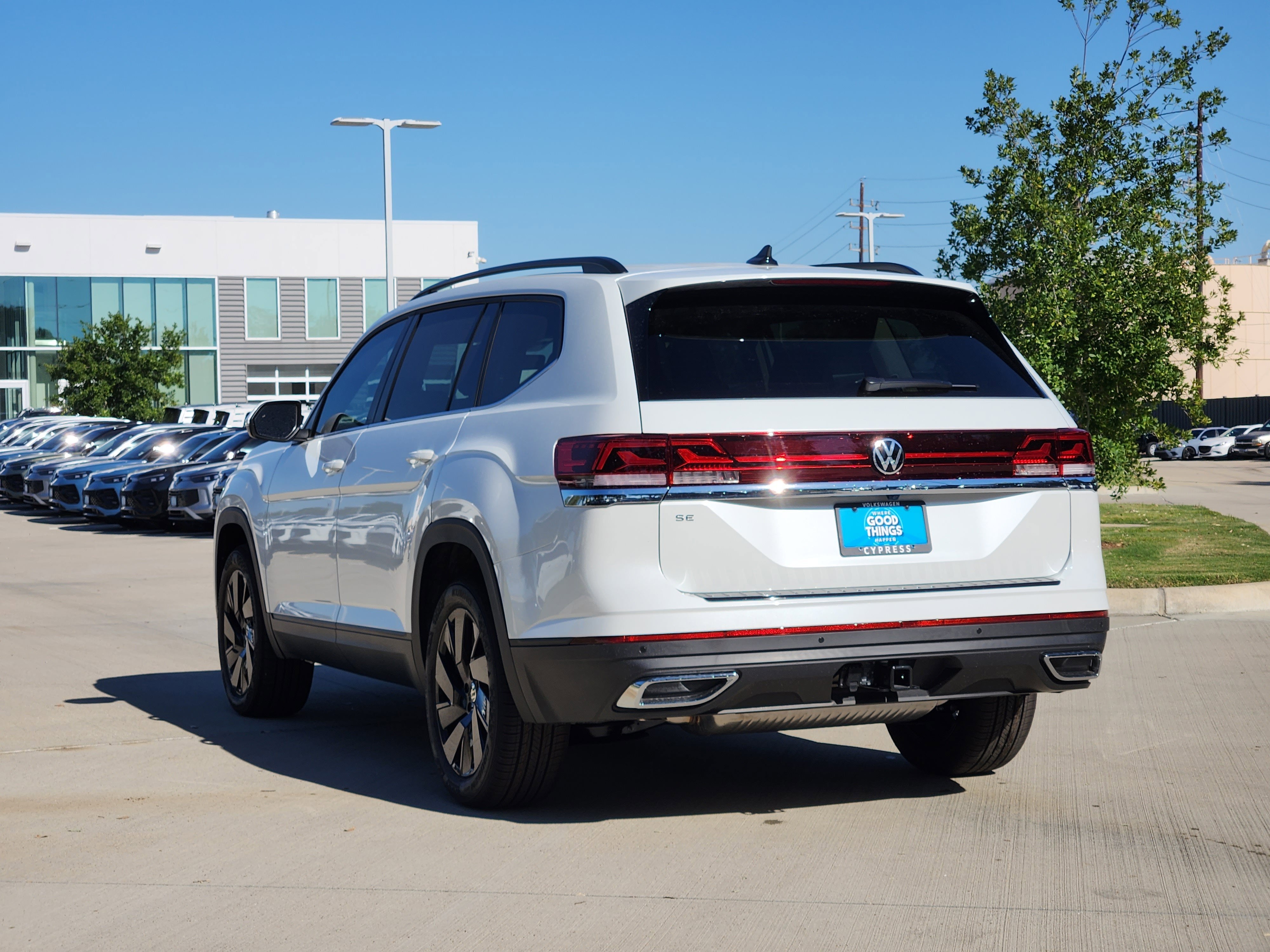 2026 Volkswagen Atlas 2.0T SE w/Technology