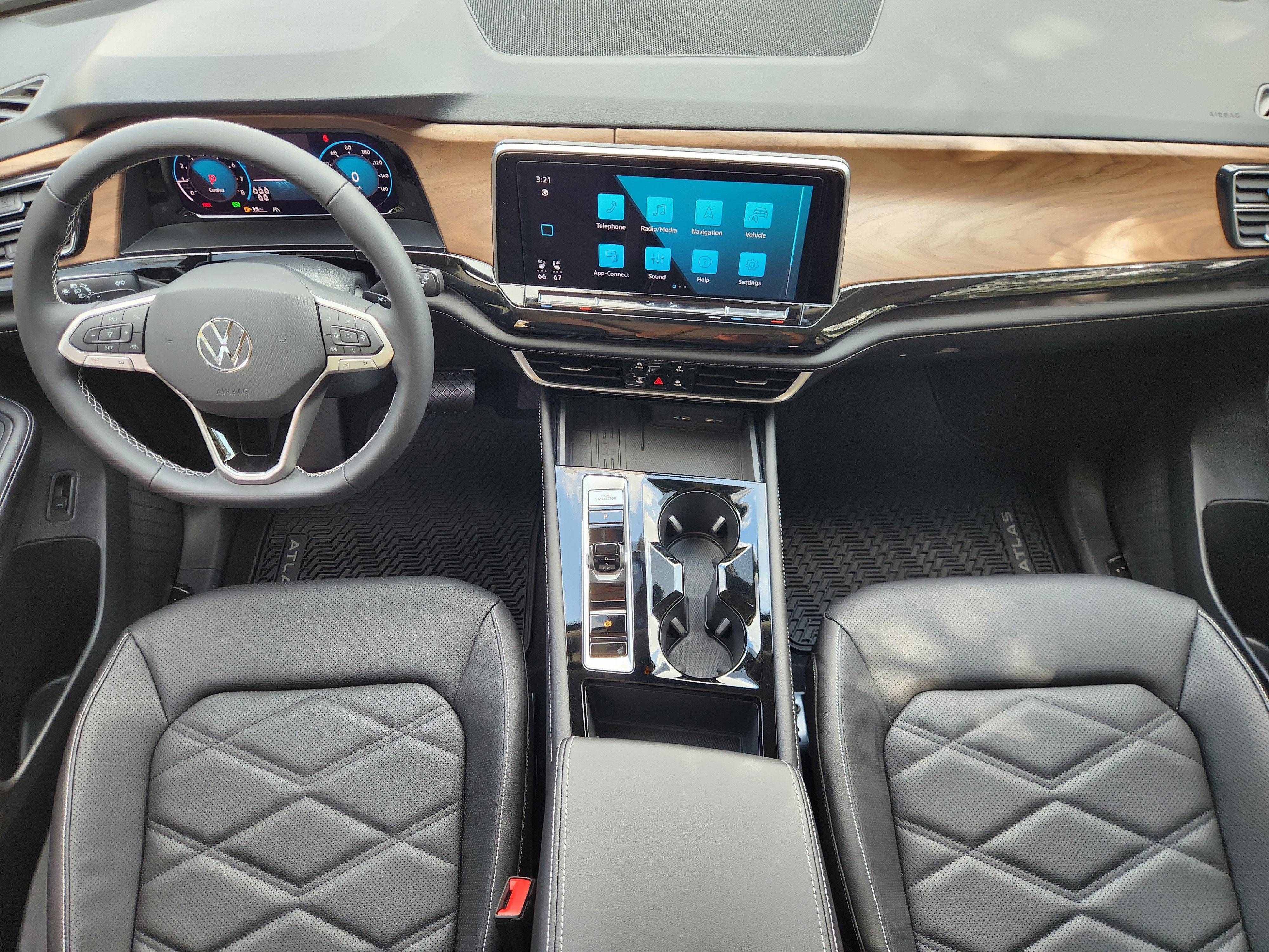 2026 Volkswagen Atlas 2.0T SE w/Technology