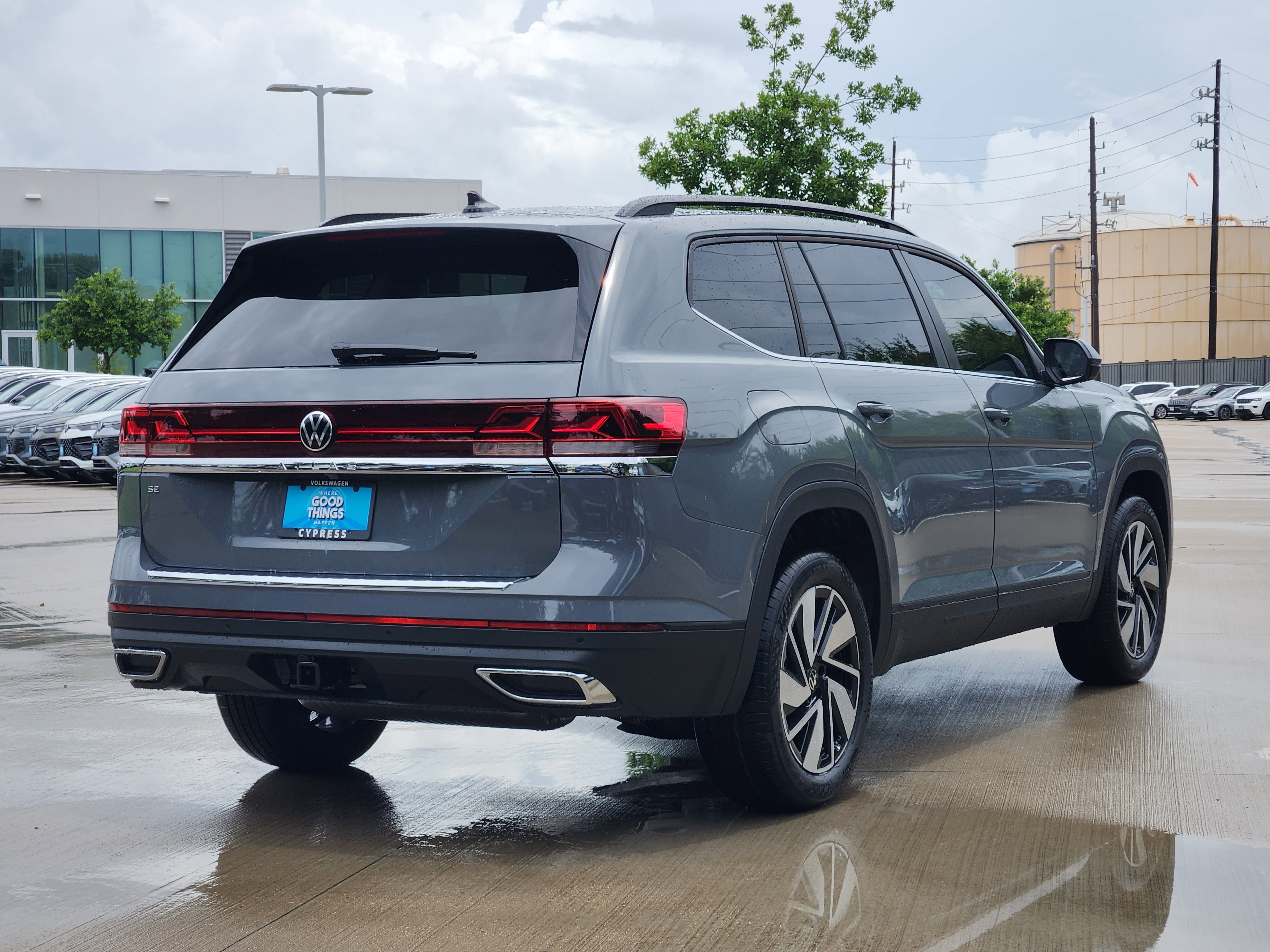 2026 Volkswagen Atlas 2.0T SE w/Technology