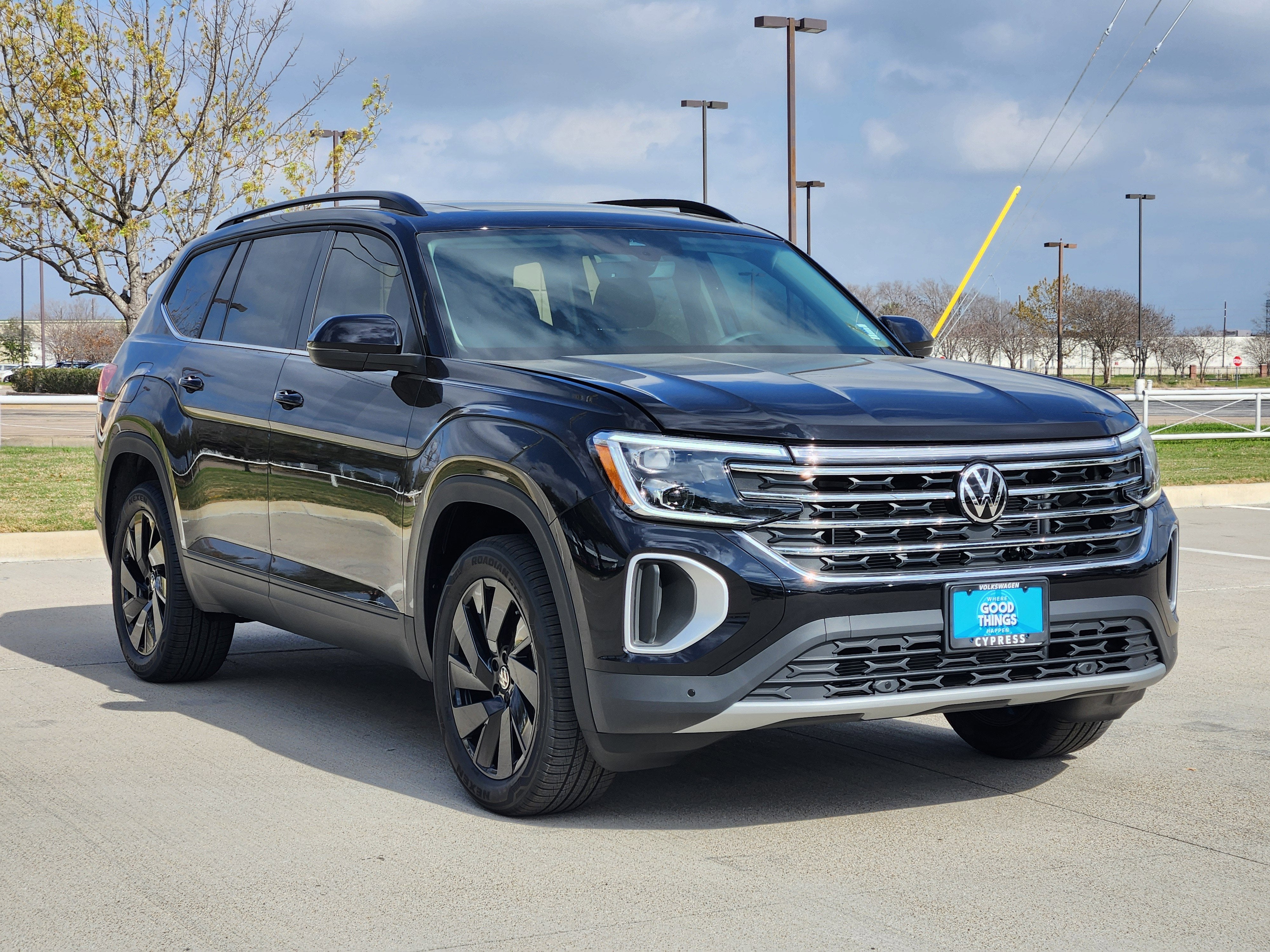 2026 Volkswagen Atlas 2.0T SE w/Technology