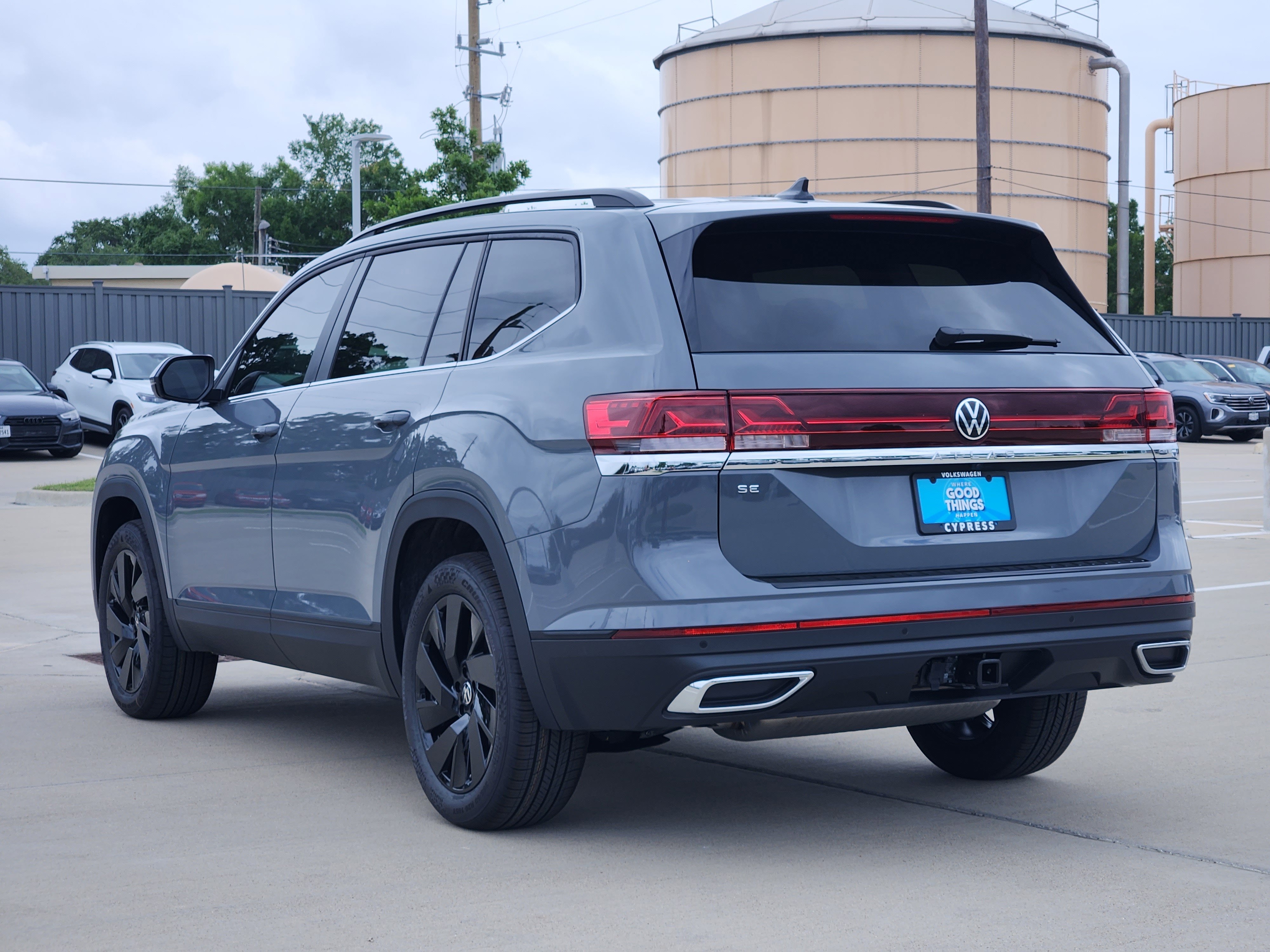 2026 Volkswagen Atlas 2.0T SE w/Technology
