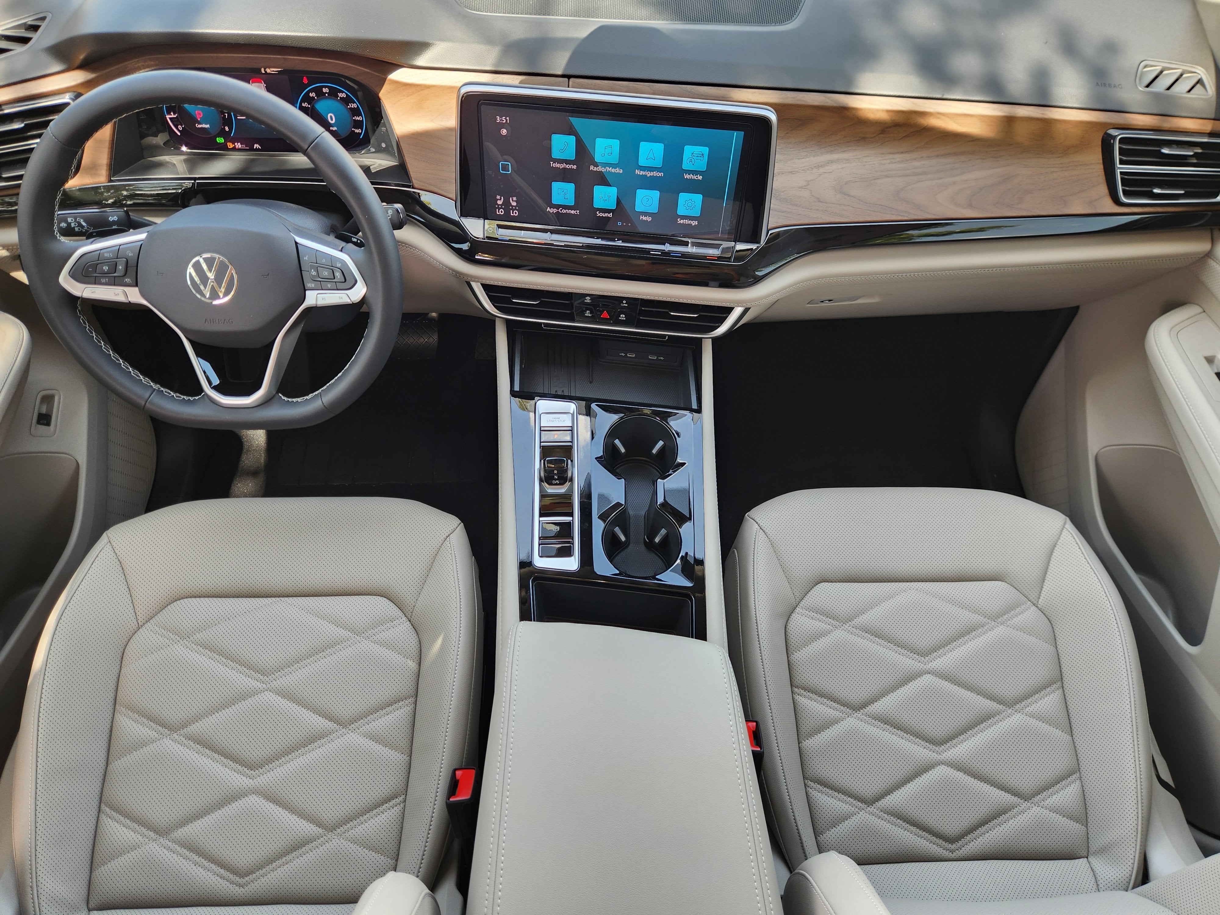 2026 Volkswagen Atlas 2.0T SE w/Technology