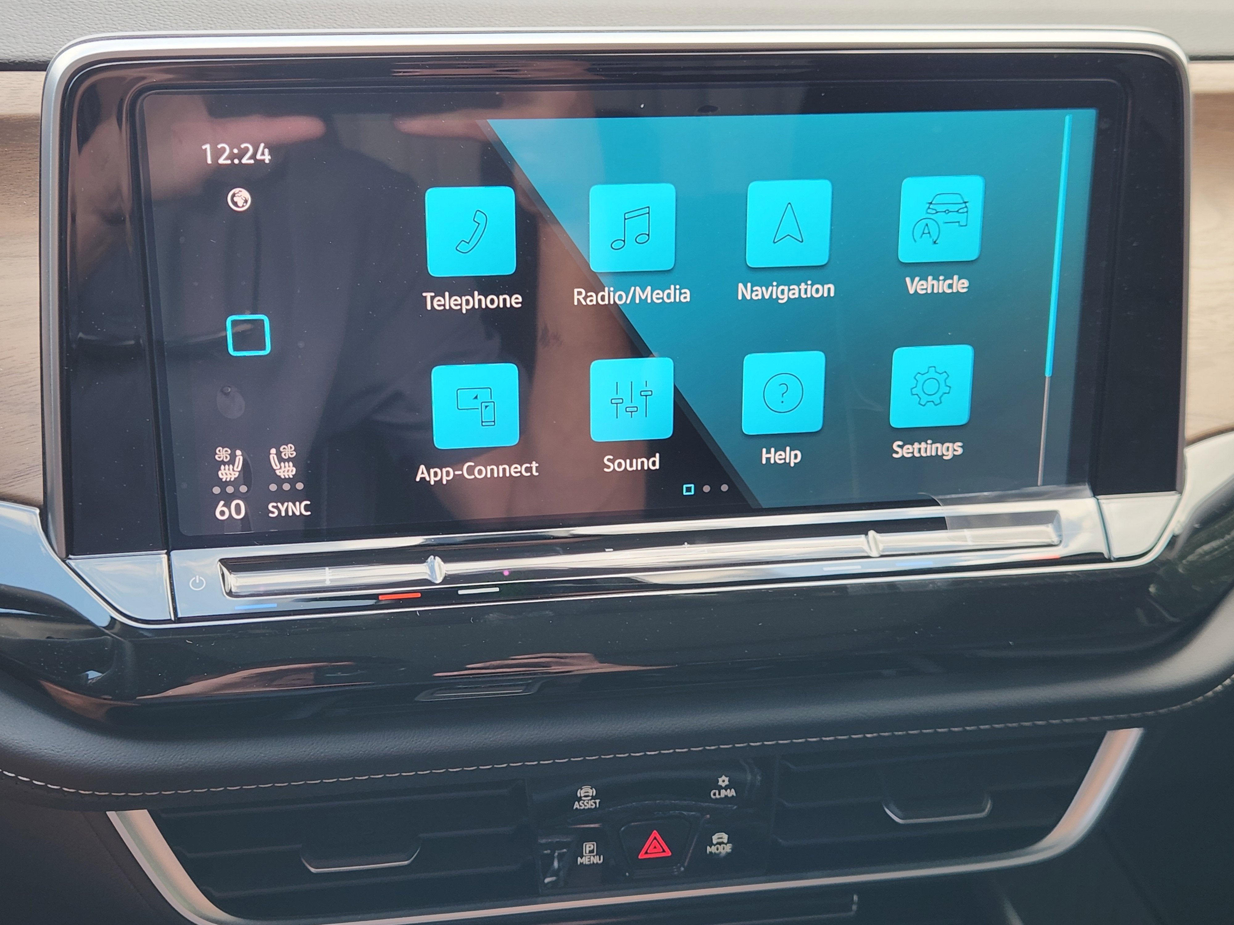 2026 Volkswagen Atlas 2.0T SE w/Technology