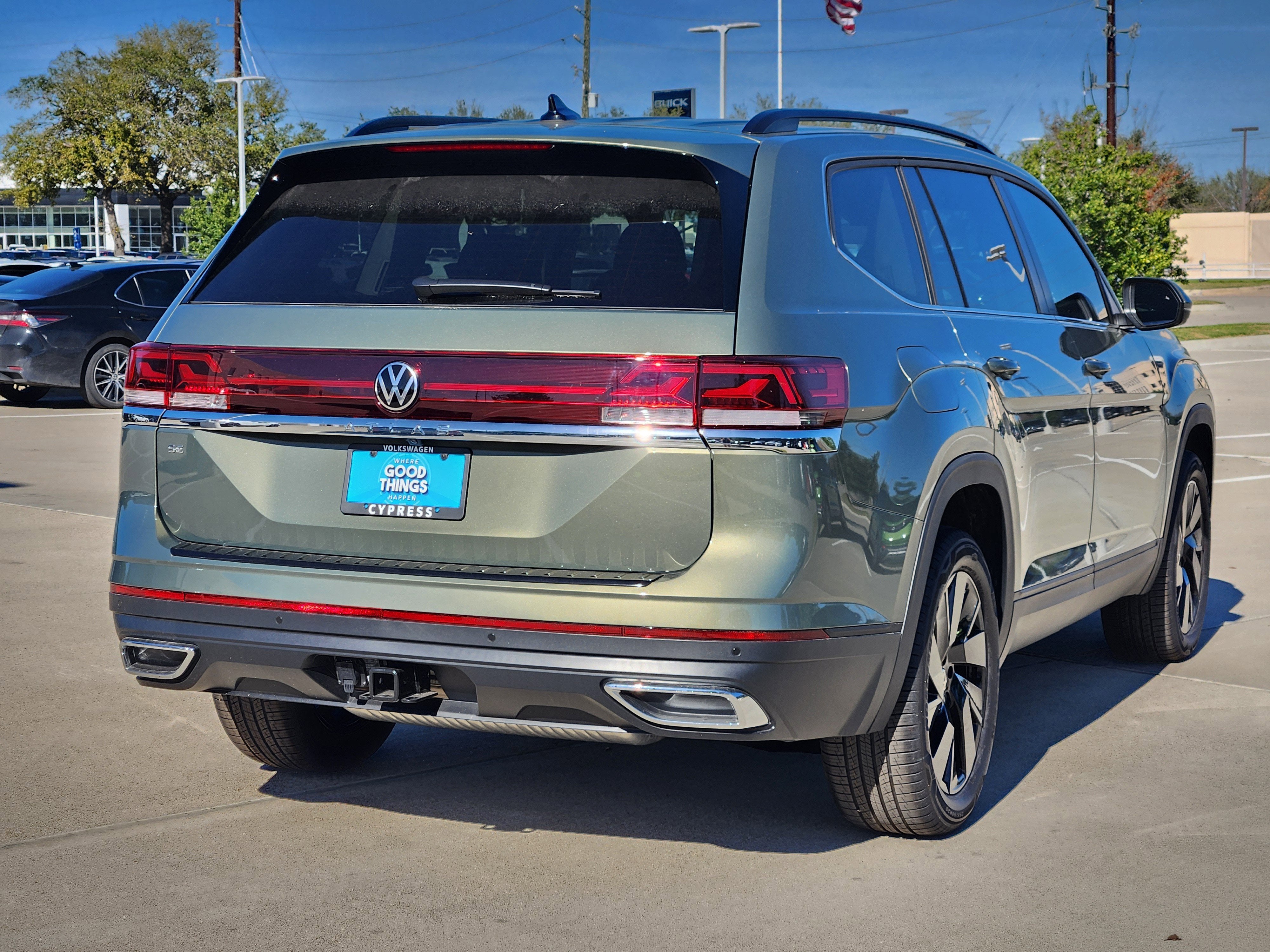 2026 Volkswagen Atlas 2.0T SE w/Technology