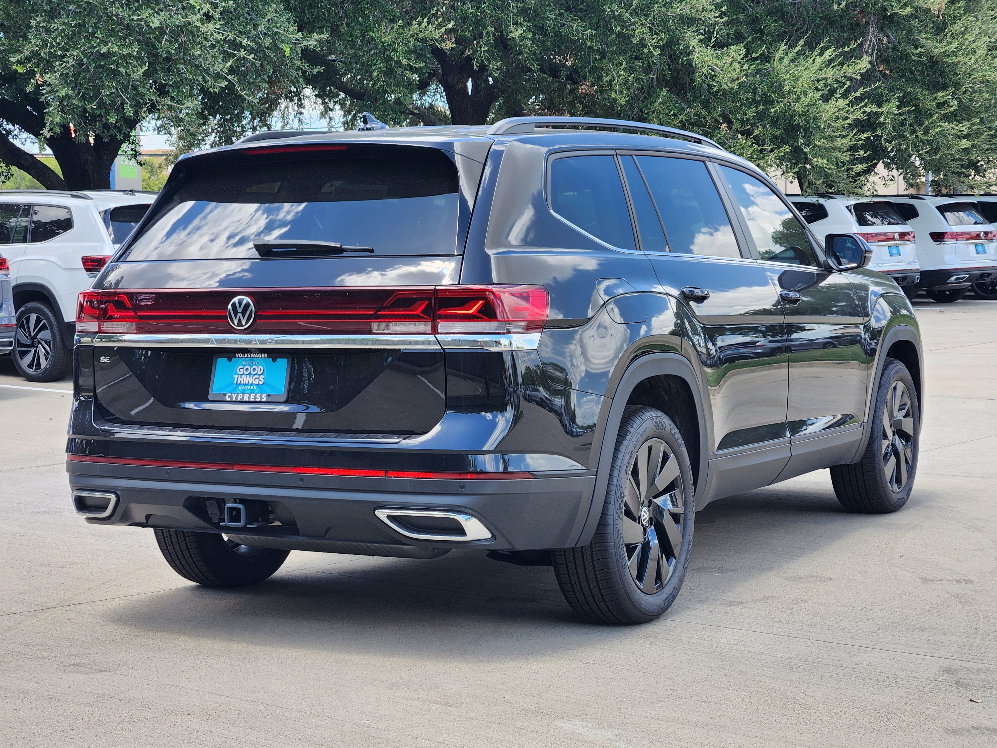 2026 Volkswagen Atlas 2.0T SE w/Technology