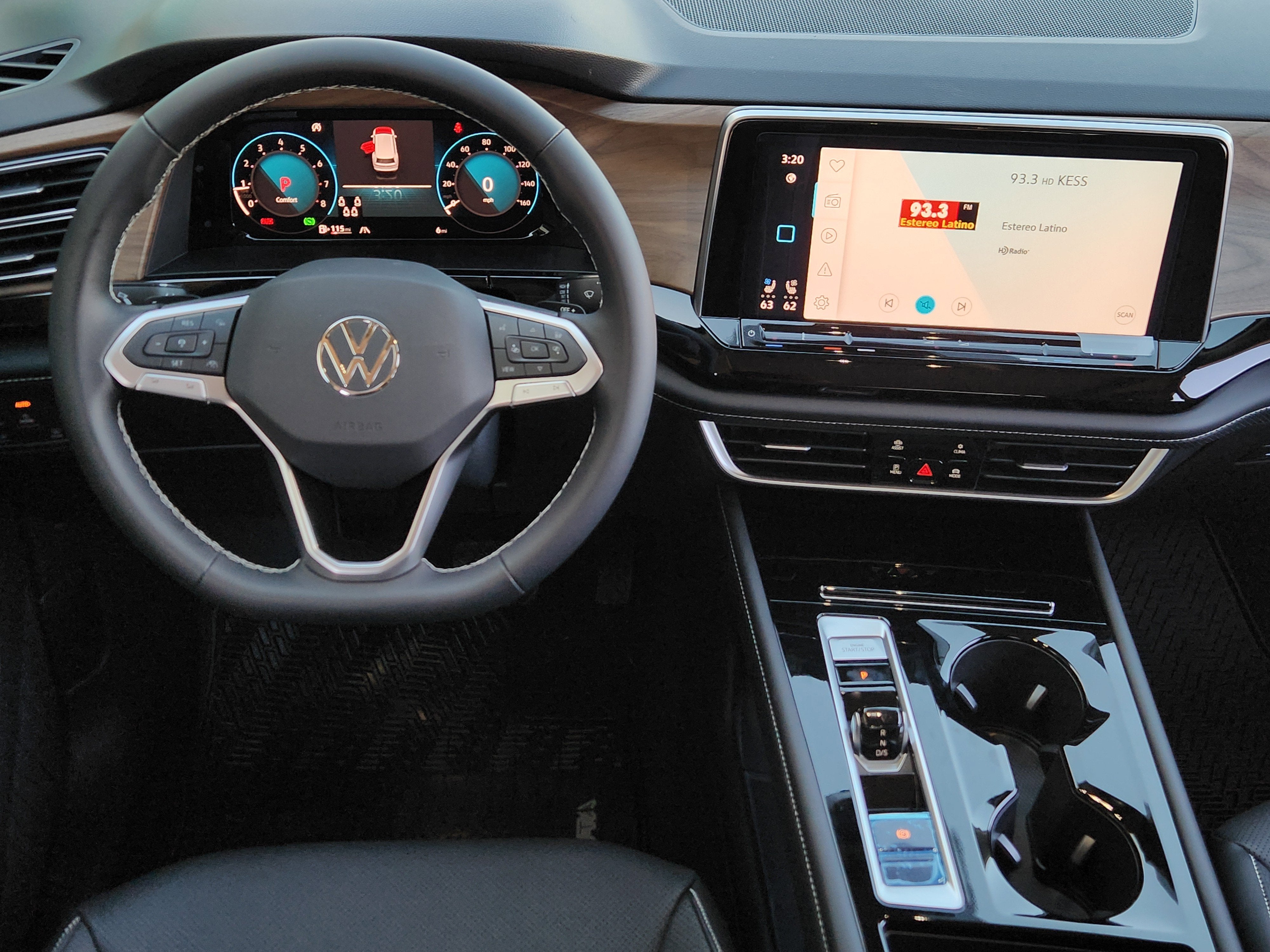 2026 Volkswagen Atlas 2.0T SE w/Technology