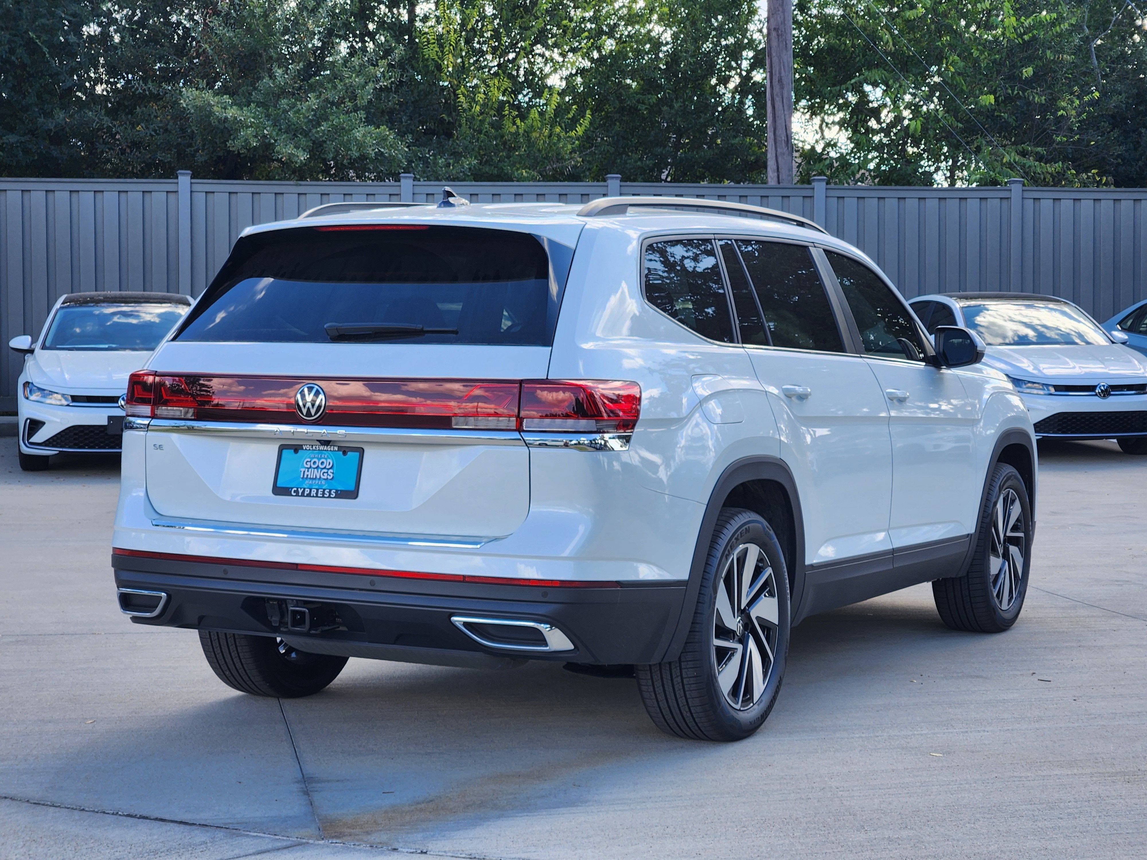 2026 Volkswagen Atlas 2.0T SE w/Technology