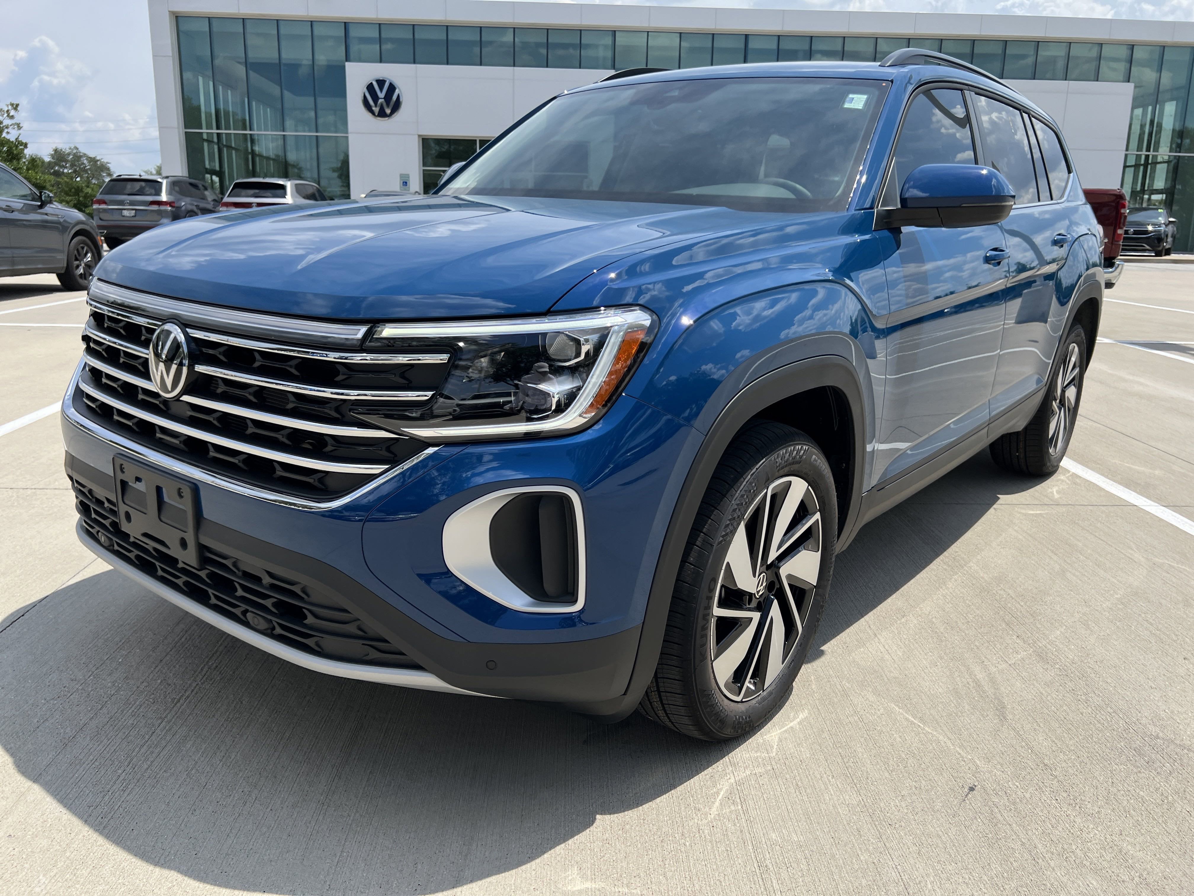 2026 Volkswagen Atlas 2.0T SE w/Technology