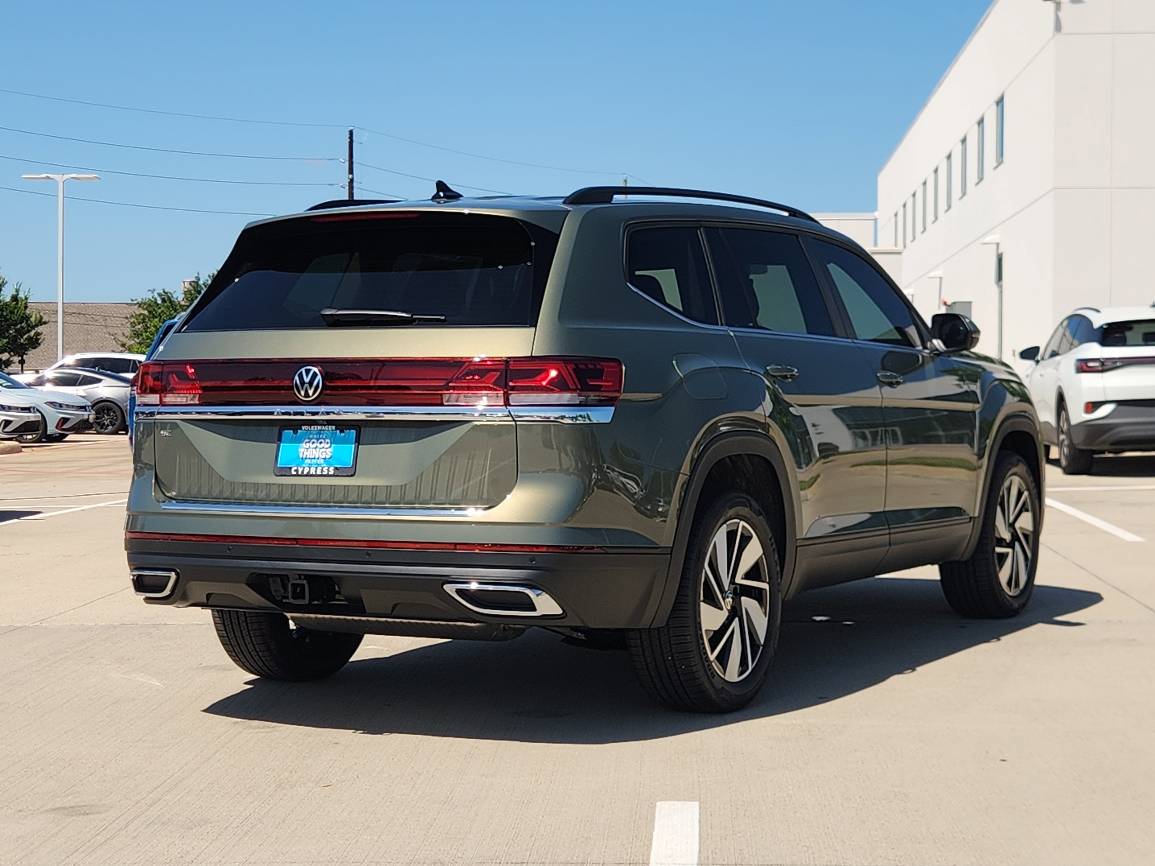 2026 Volkswagen Atlas 2.0T SE w/Technology