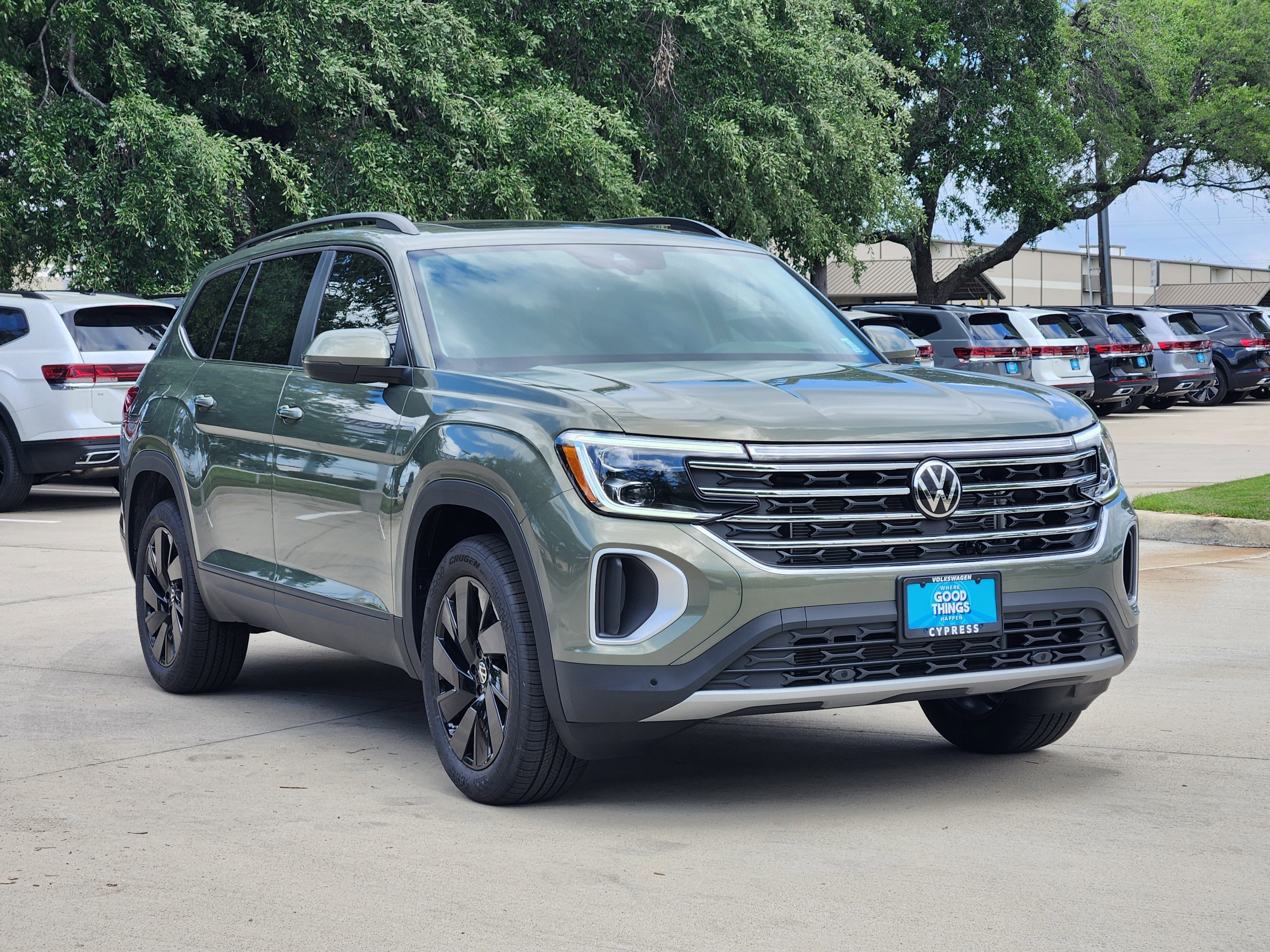 2026 Volkswagen Atlas 2.0T SE w/Technology