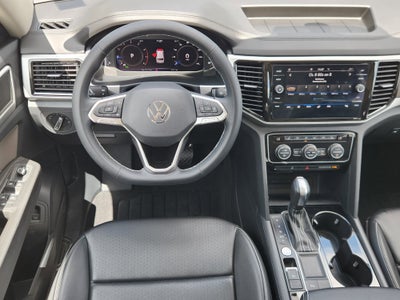 2022 Volkswagen Atlas 3.6L V6 SE w/Technology