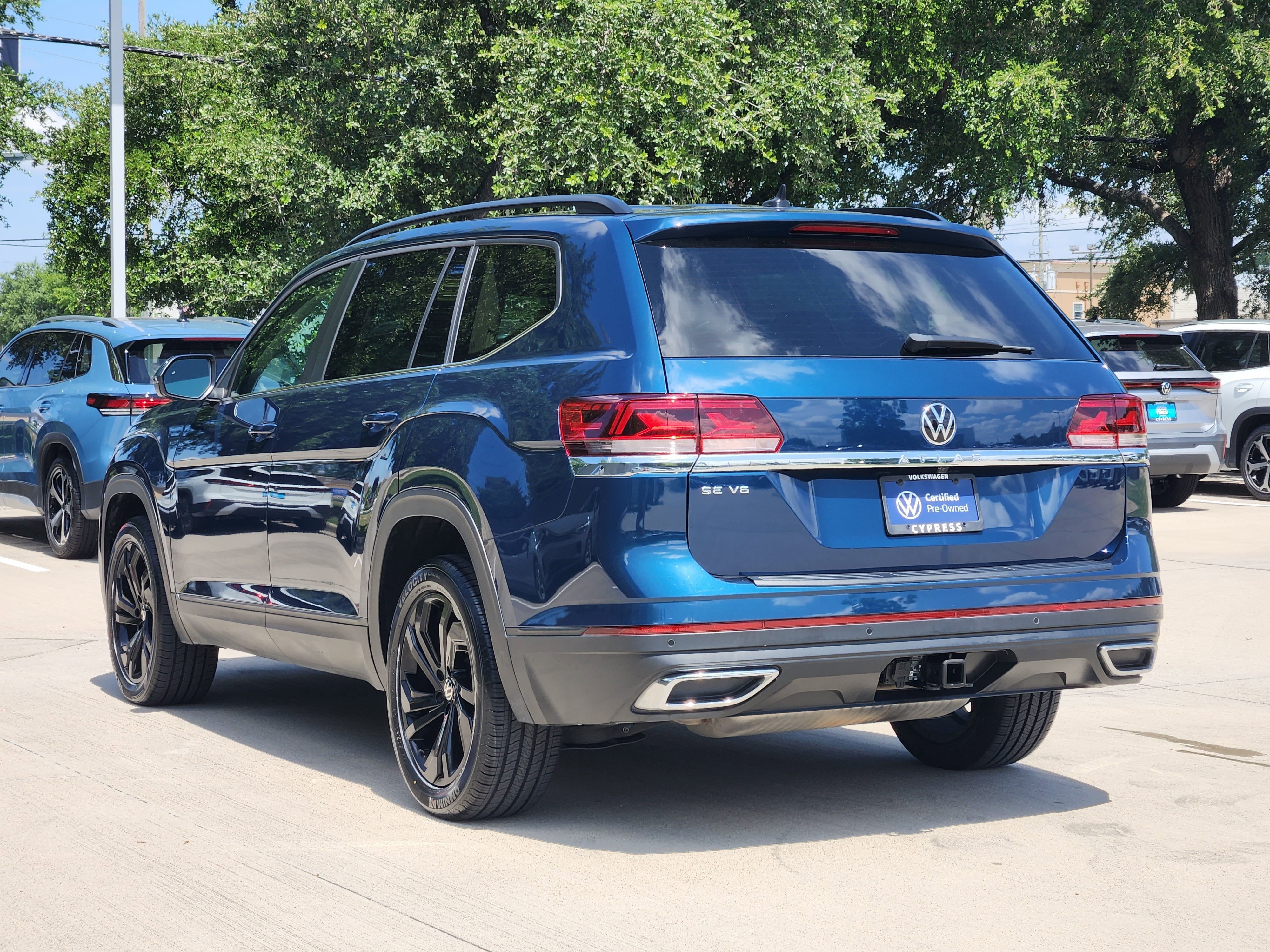 2022 Volkswagen Atlas 3.6L V6 SE w/Technology