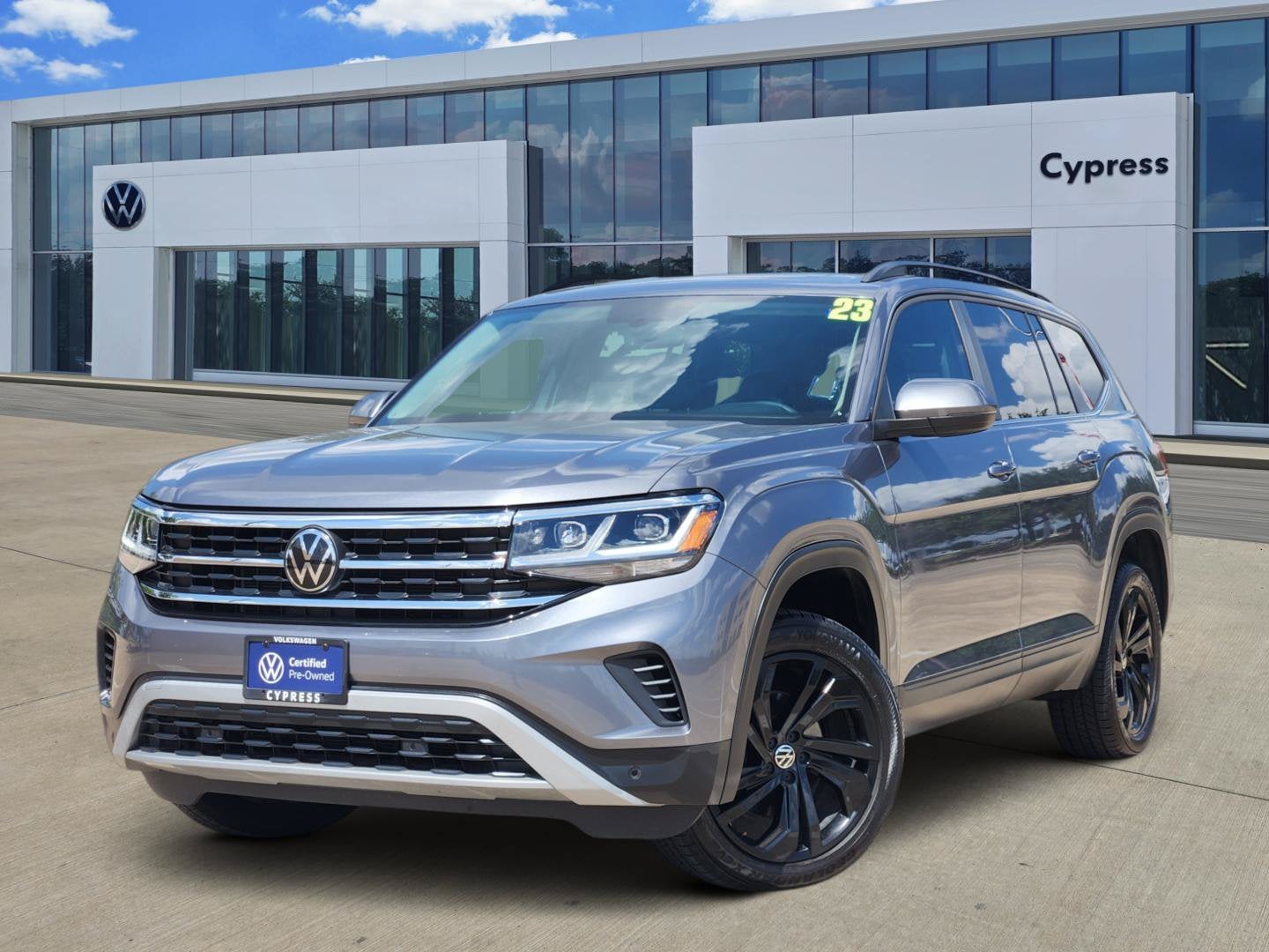 2023 Volkswagen Atlas 3.6L V6 SE w/Technology