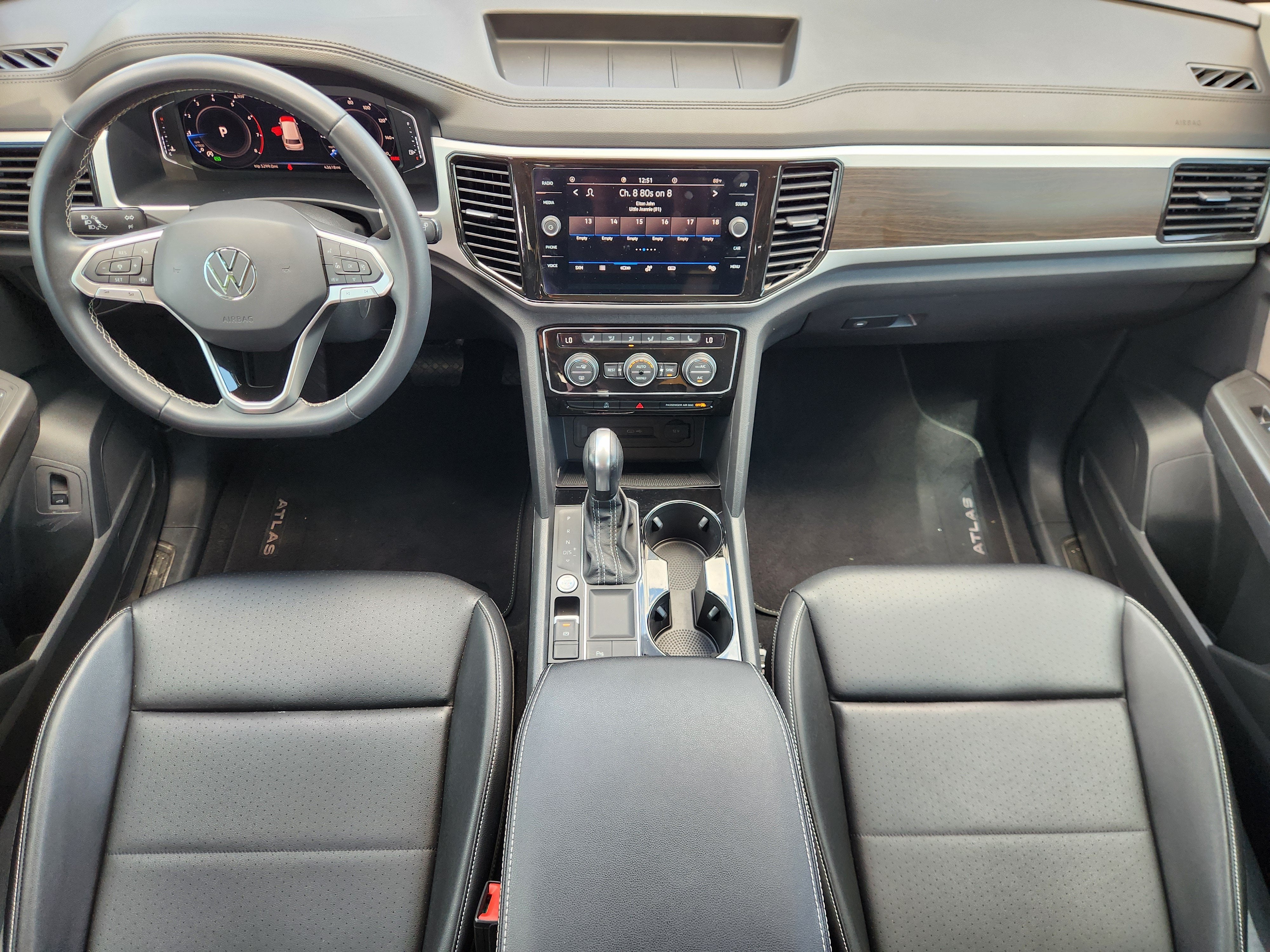 2023 Volkswagen Atlas 3.6L V6 SE w/Technology