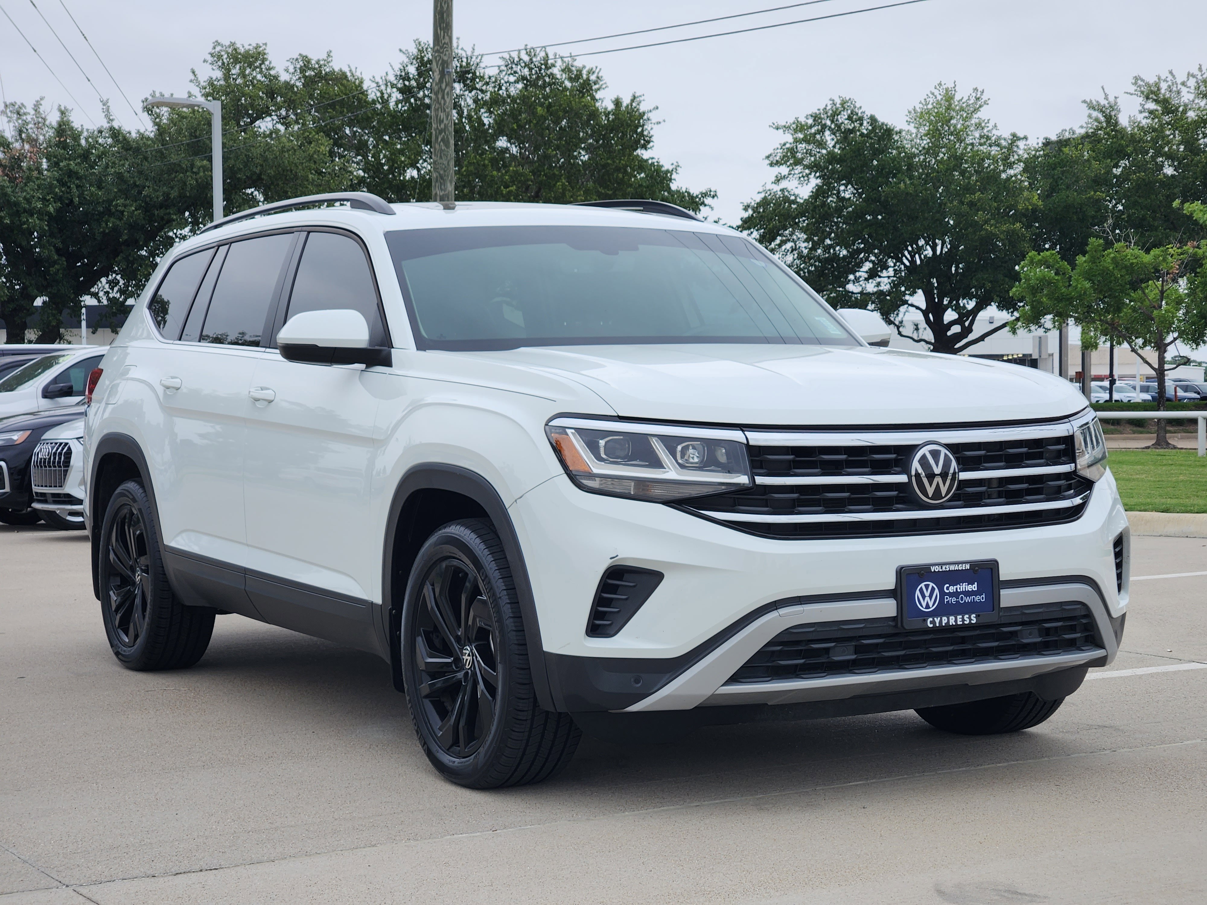 2023 Volkswagen Atlas 3.6L V6 SE w/Technology