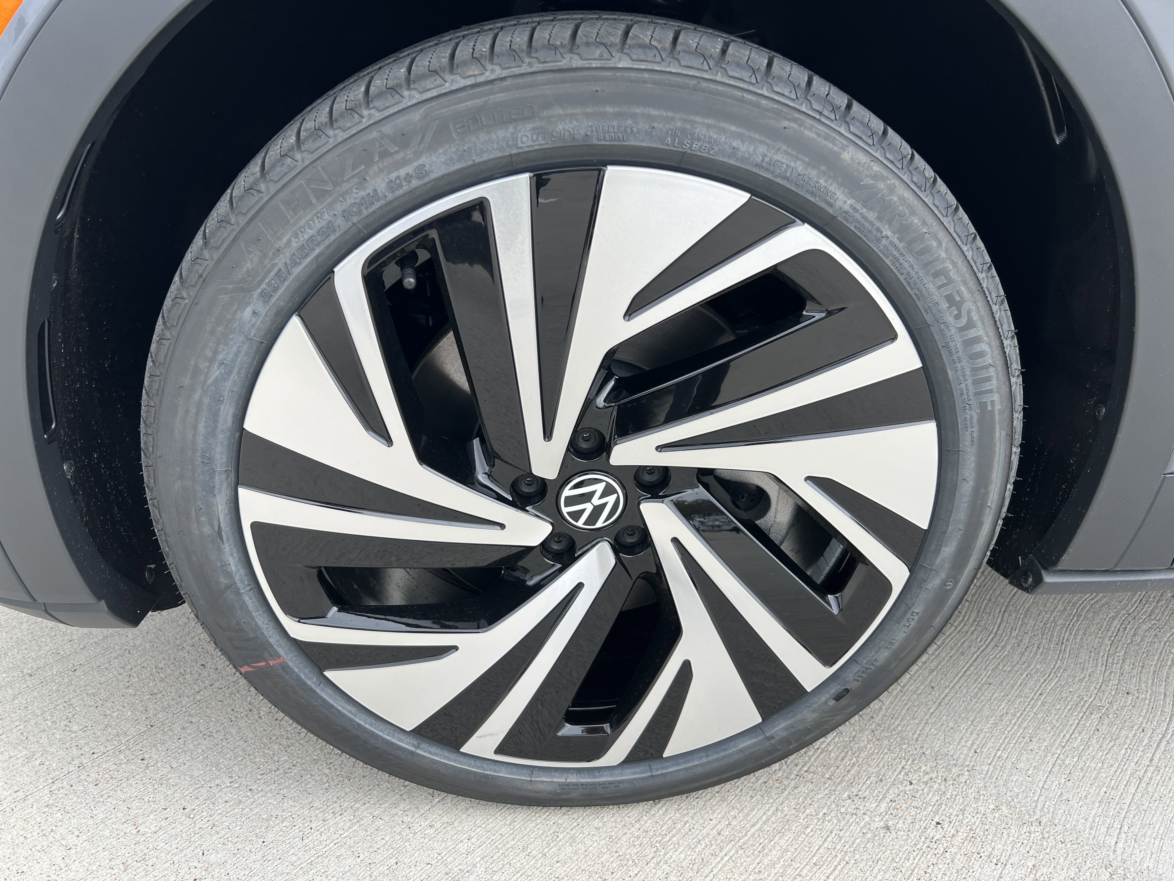 2025 Volkswagen ID.4 Pro S Plus