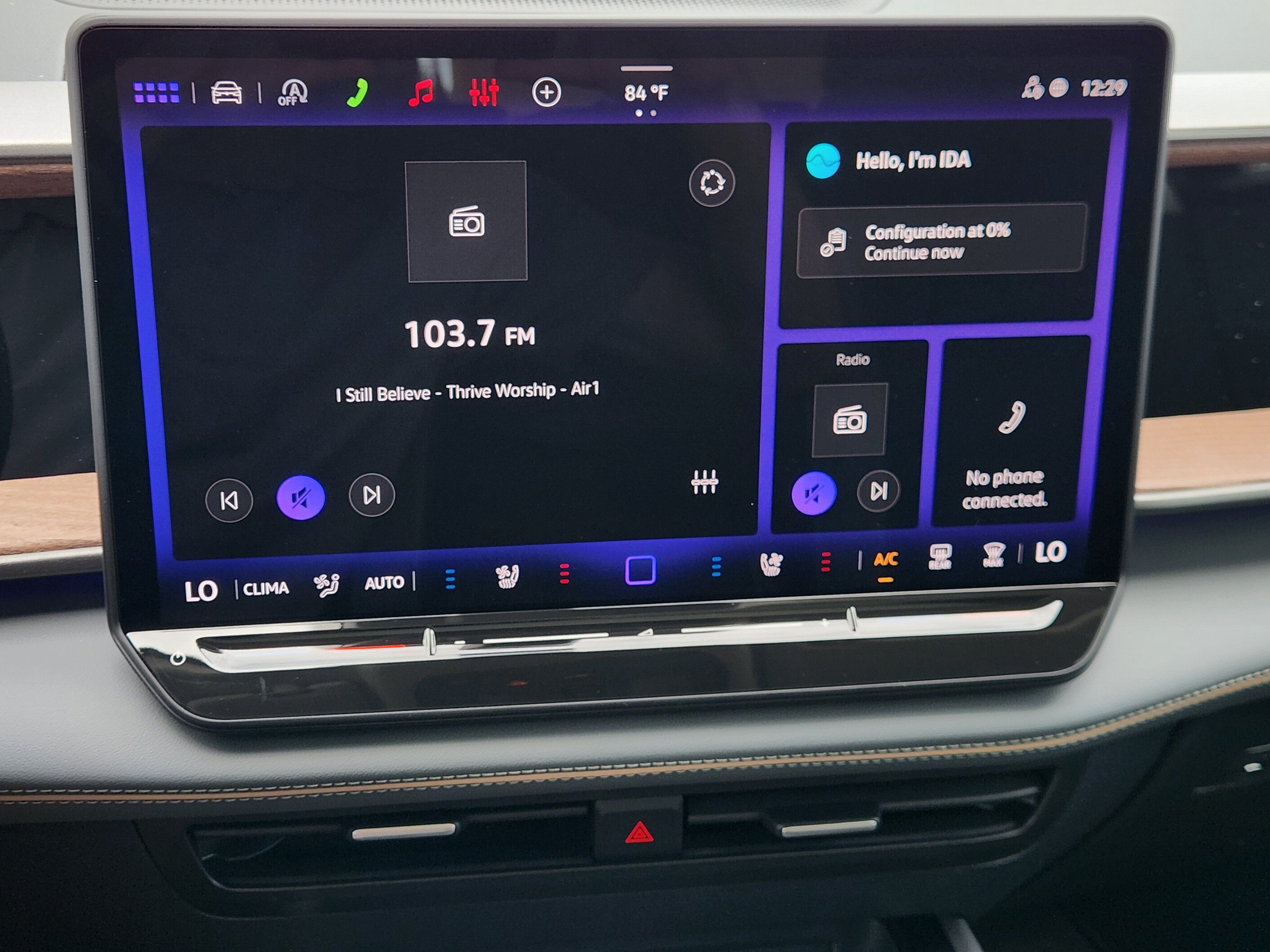 2027 Volkswagen Atlas SE w/Technology
