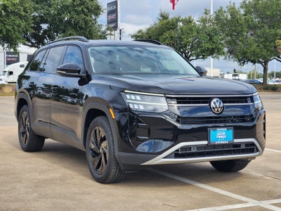 2027 Volkswagen Atlas SE w/Technology
