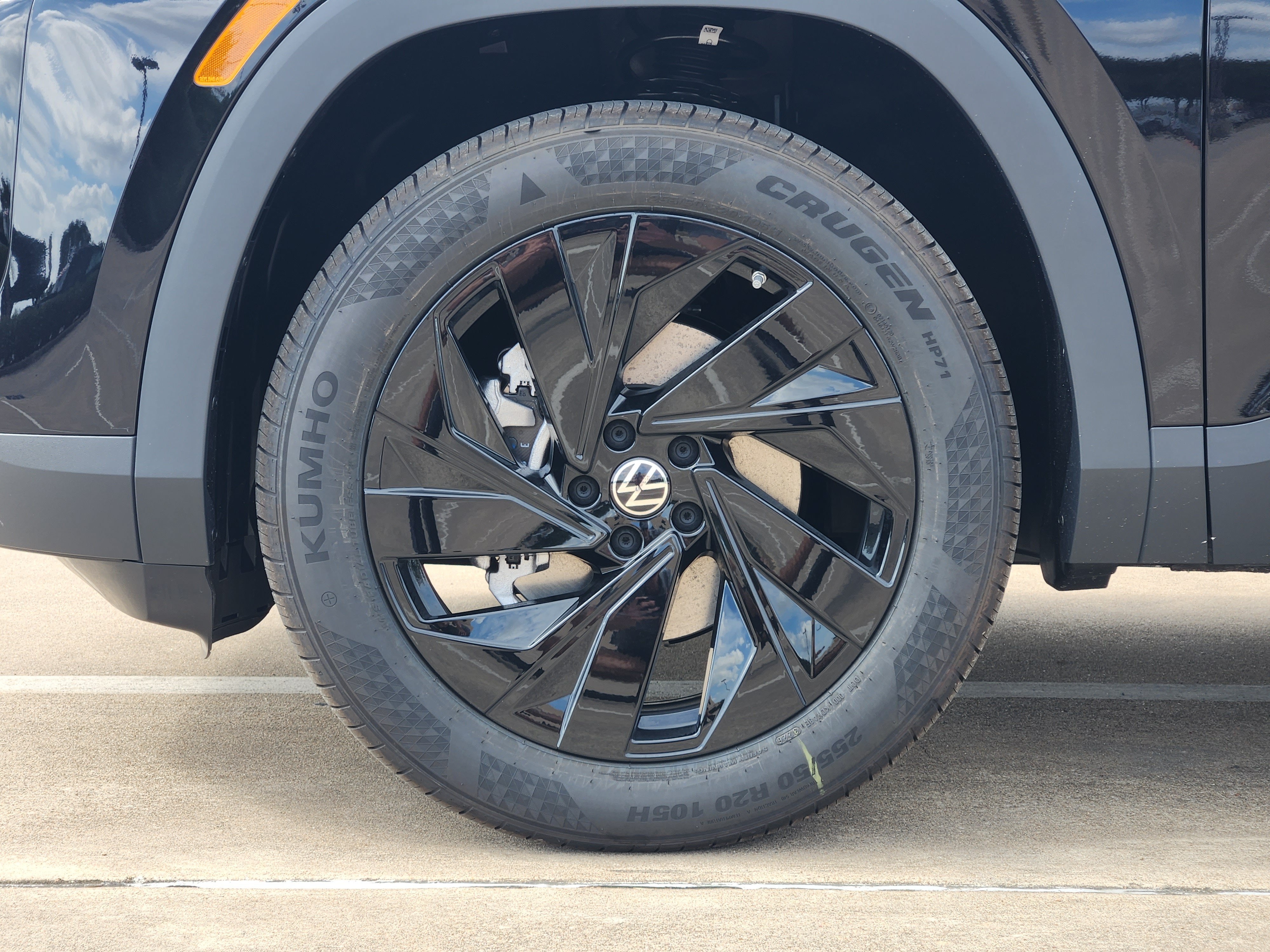 2027 Volkswagen Atlas SE w/Technology