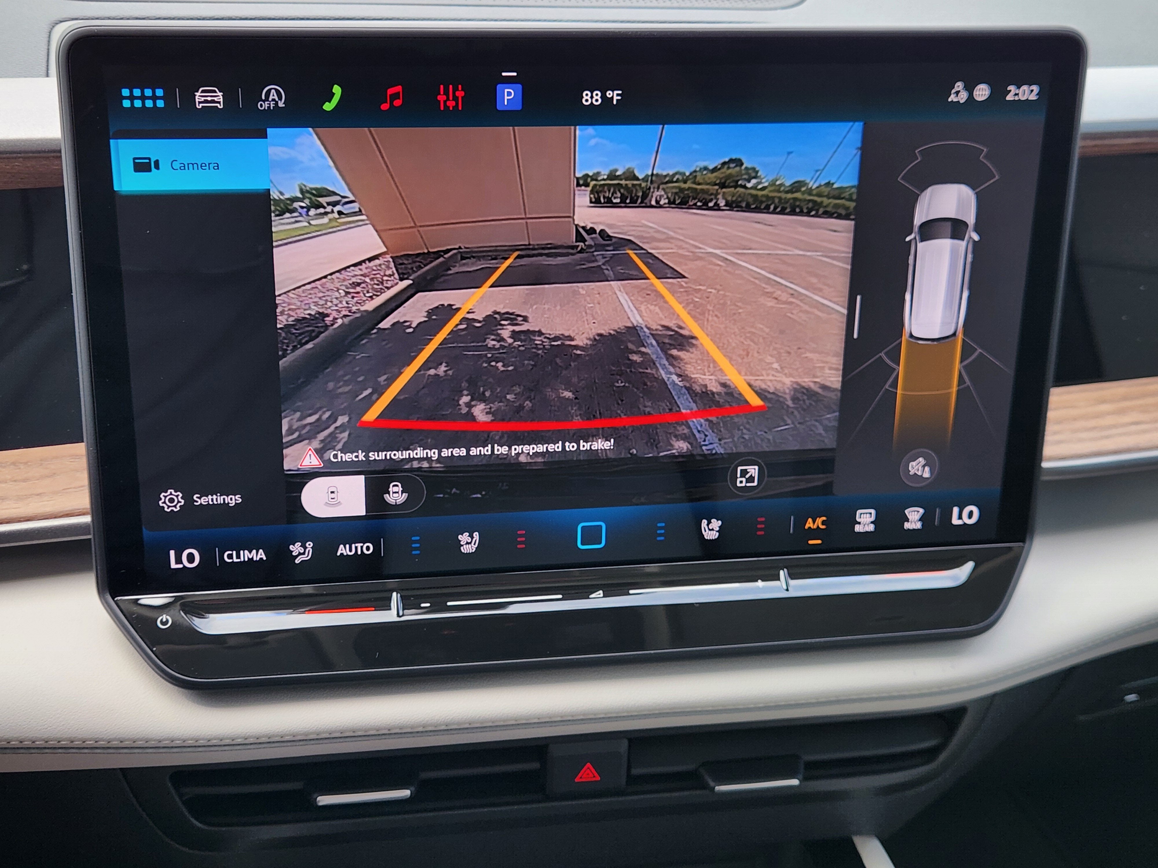 2027 Volkswagen Atlas SE w/Technology
