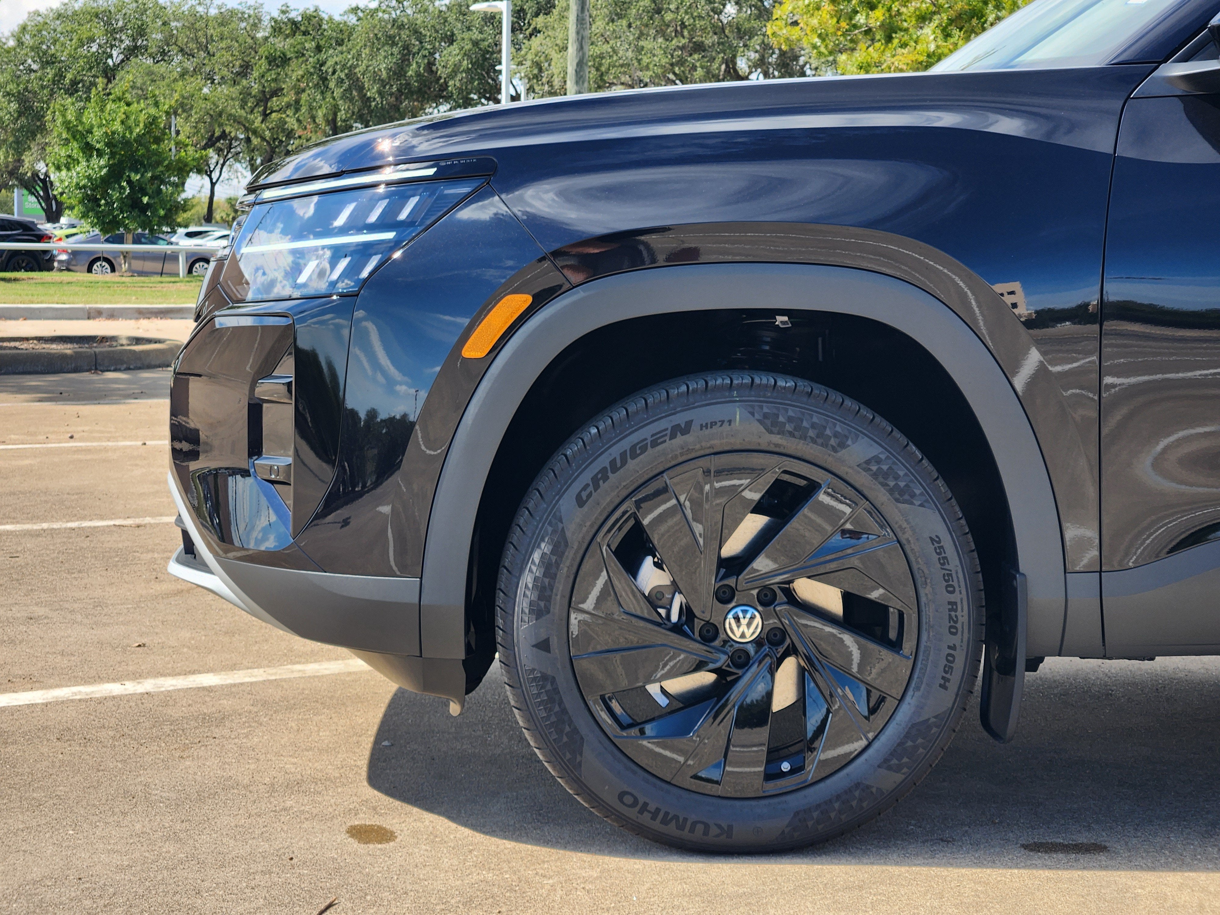 2027 Volkswagen Atlas SE w/Technology